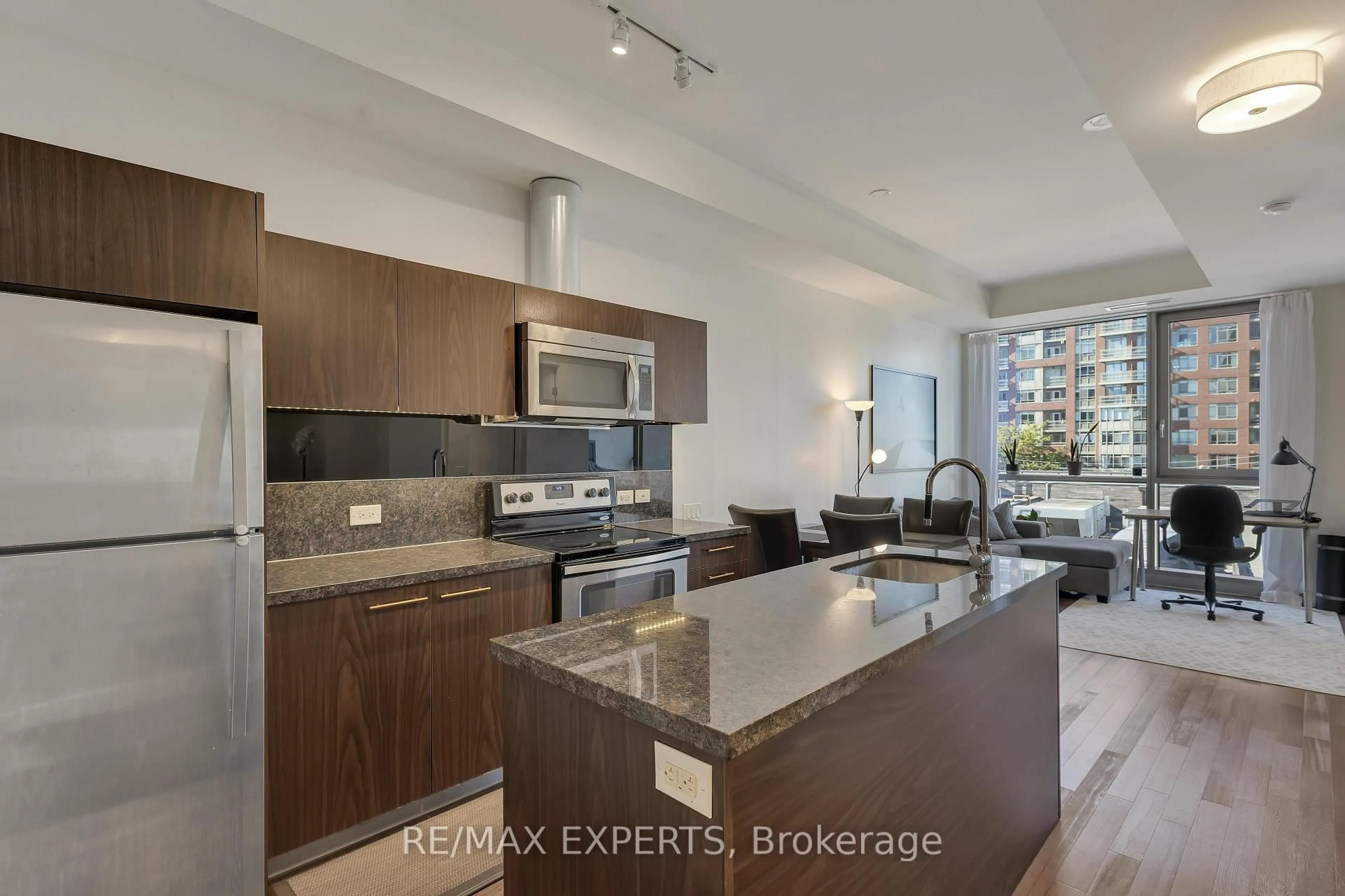 Open concept kitchen, unknown for 390 Cherry St #302, Toronto Ontario M5A 3L7