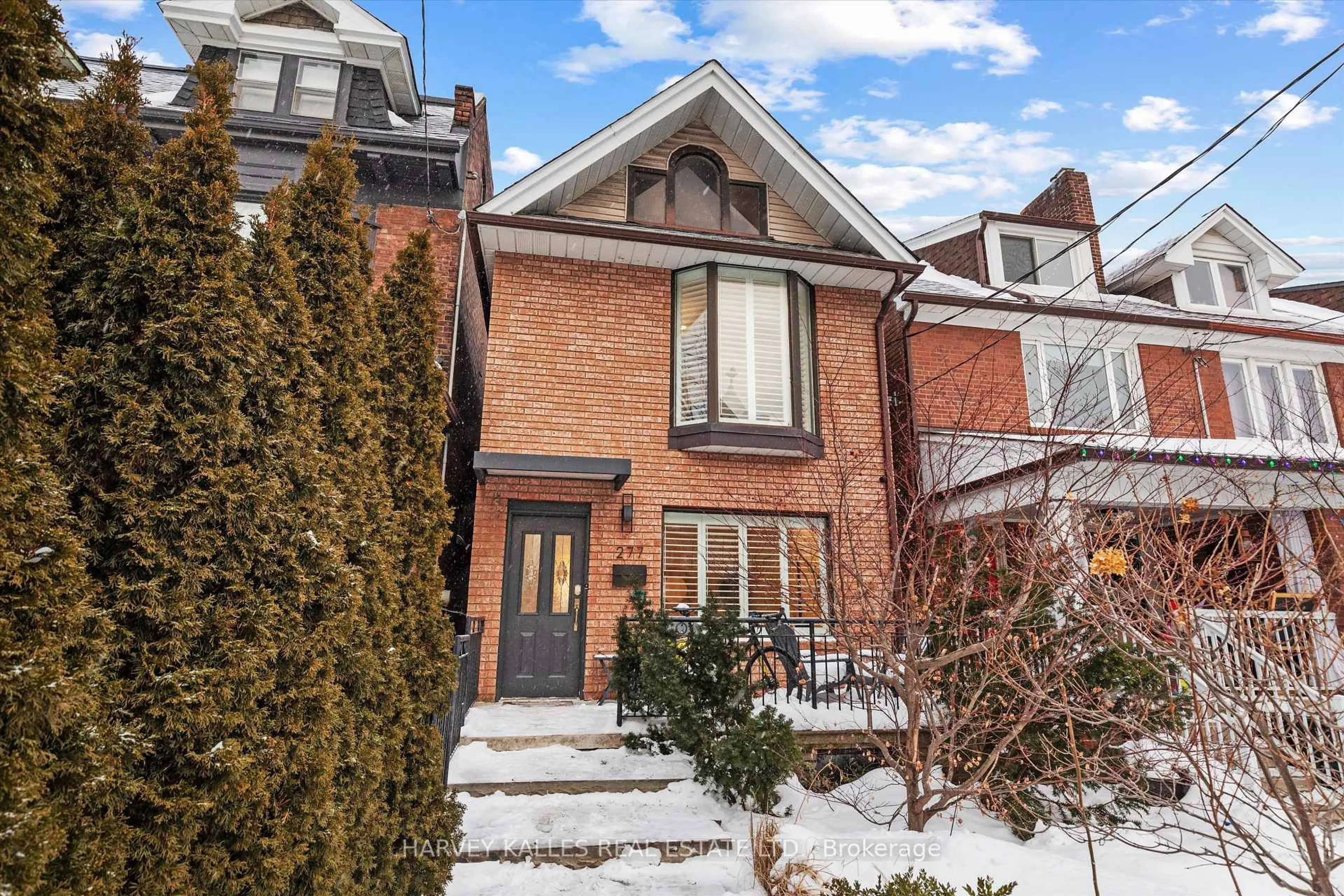 Home with brick exterior material, street for 277 Concord Ave, Toronto Ontario M6H 2P4