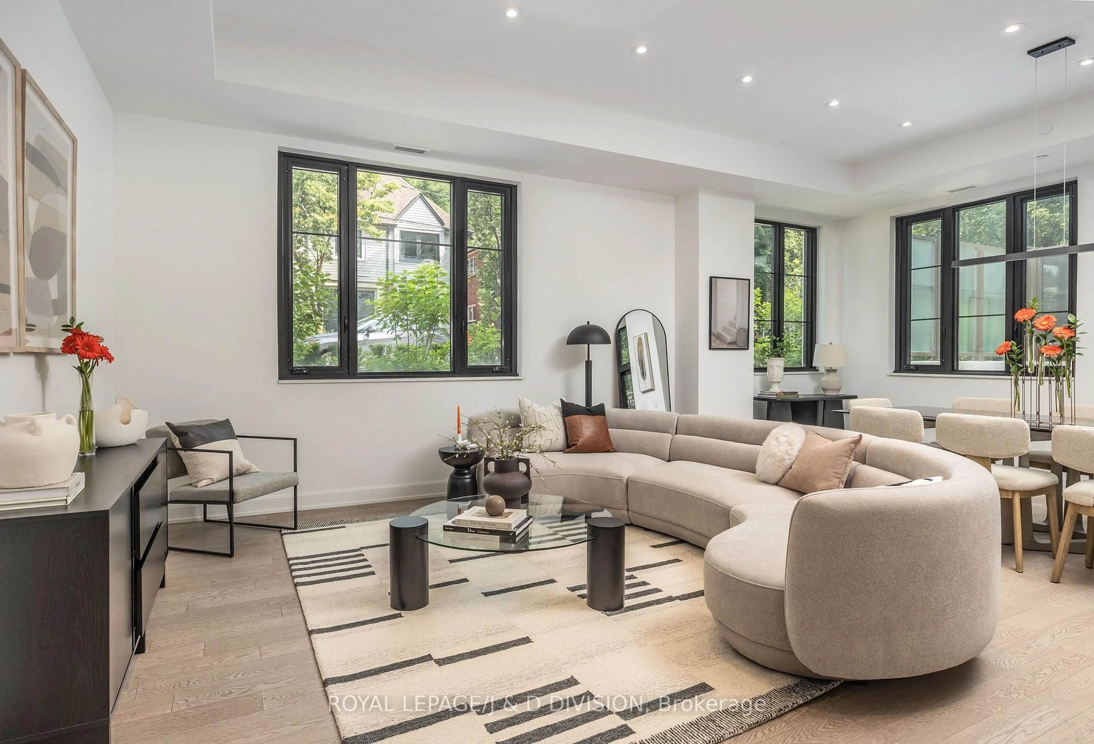 Living room with furniture, unknown for 1 Strathgowan Ave #TH4, Toronto Ontario M4N 0B3