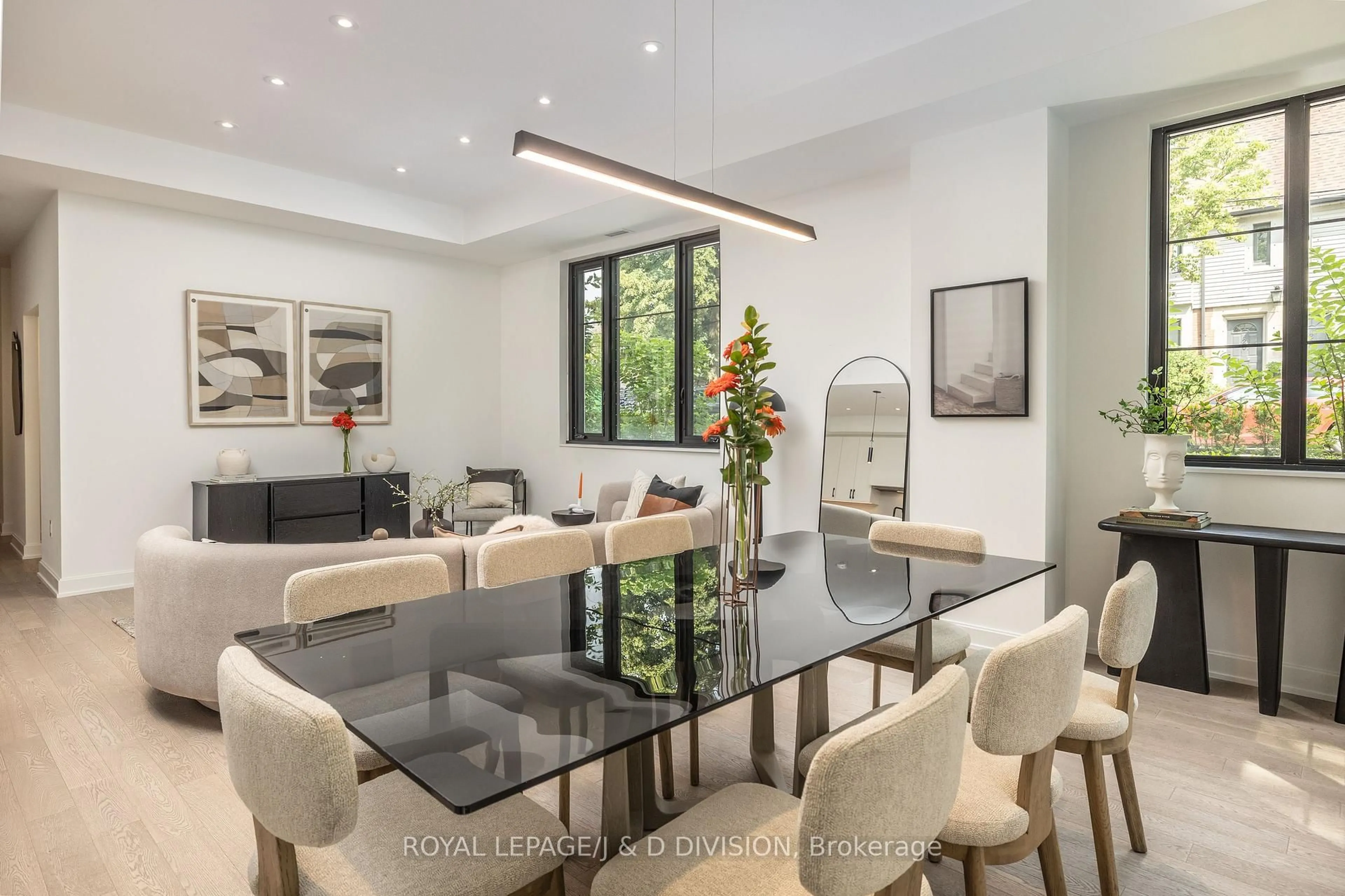 Dining room, unknown for 1 Strathgowan Ave #TH4, Toronto Ontario M4N 0B3