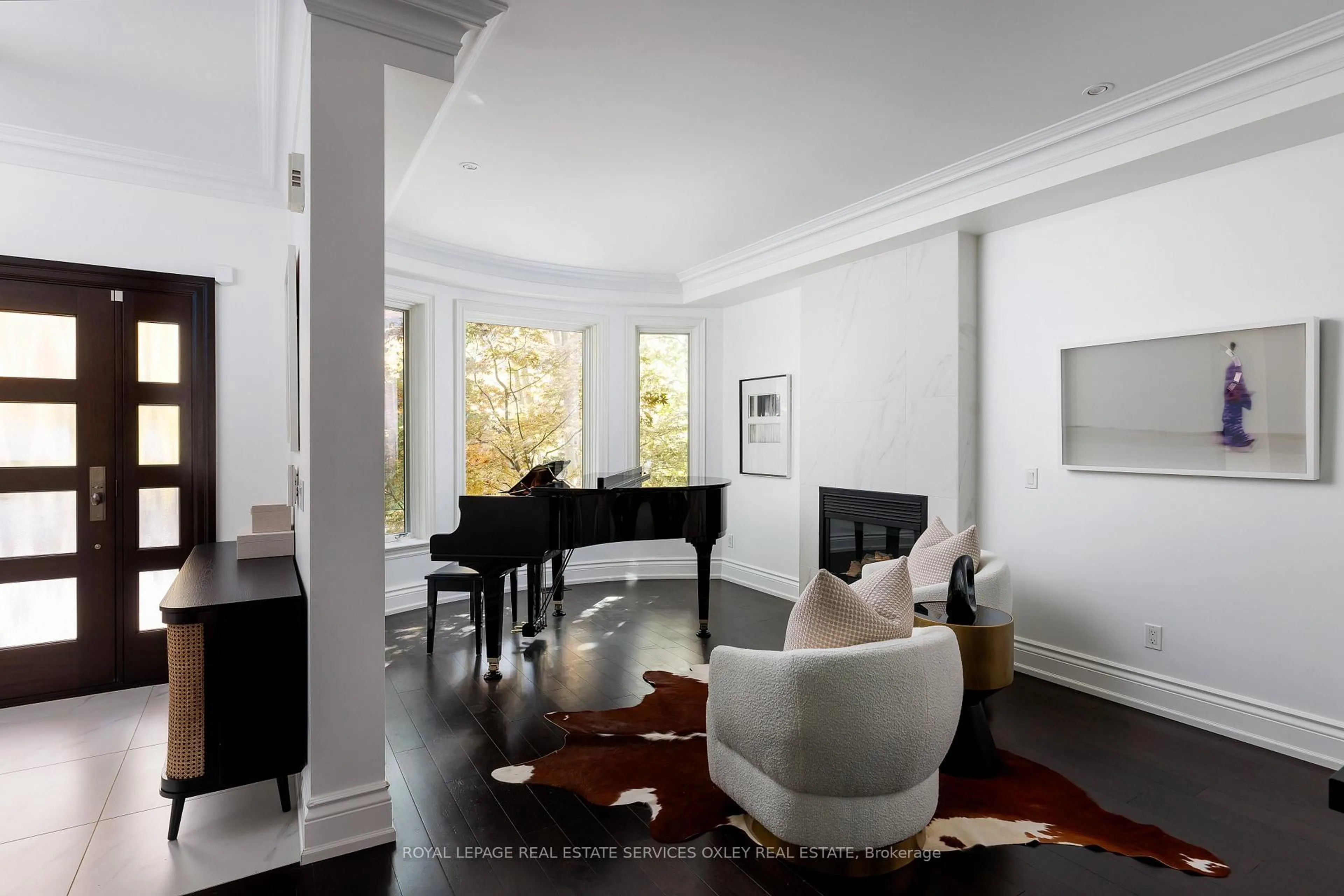 Indoor foyer for 46 Mathersfield Dr, Toronto Ontario M4W 3W5