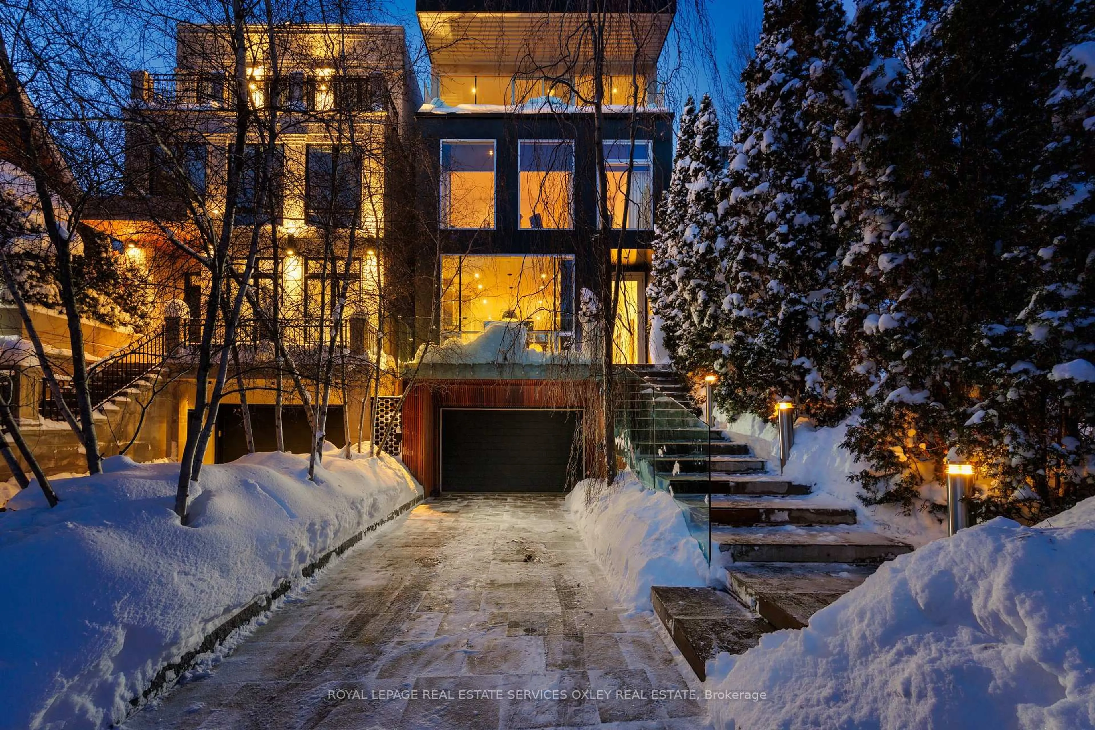 Unknown for 20A Woodlawn Ave, Toronto Ontario M4V 1G7