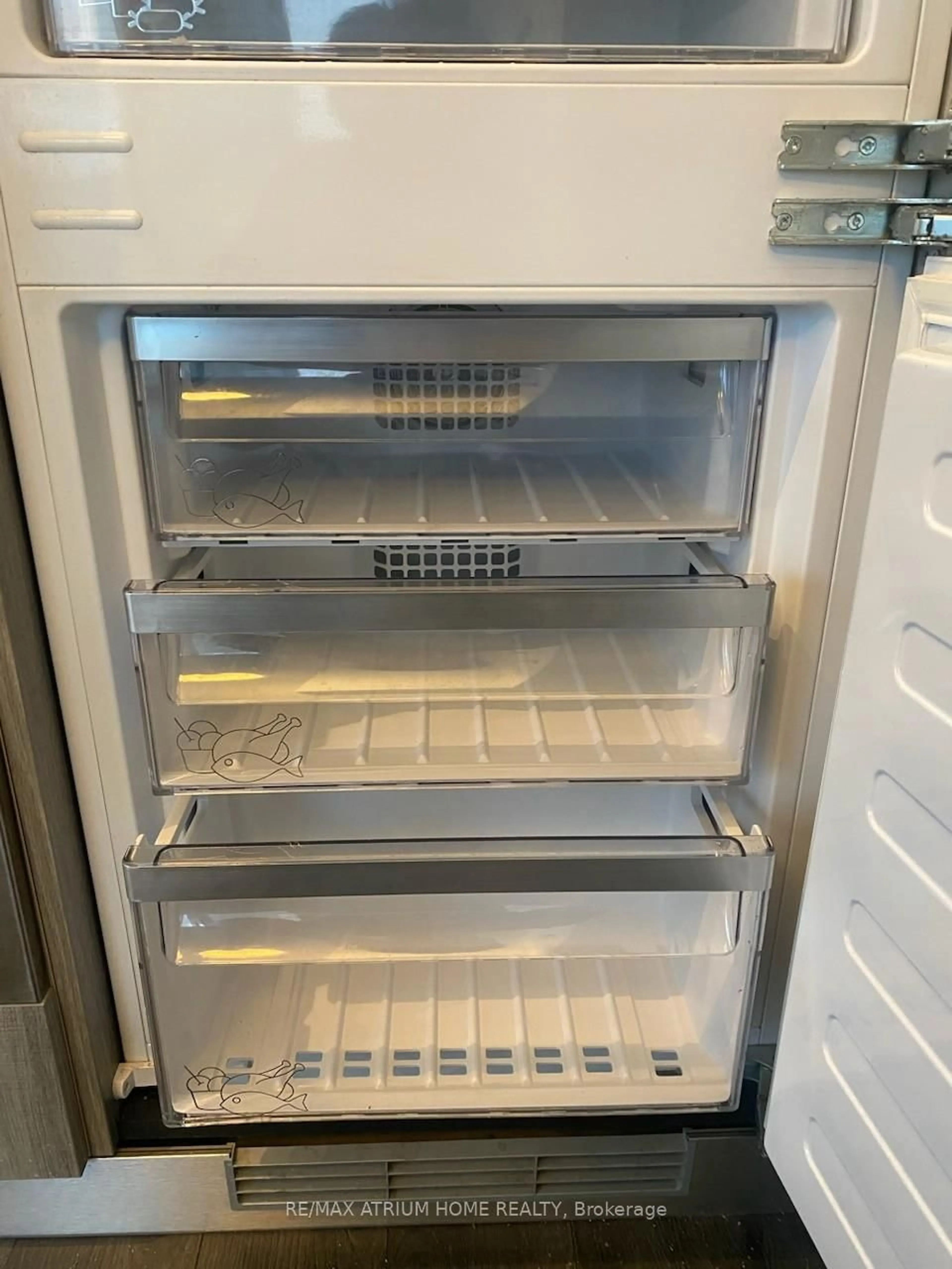 Standard kitchen, floor is not visible for 50 Charles St #2903, Toronto Ontario M4Y 1T1