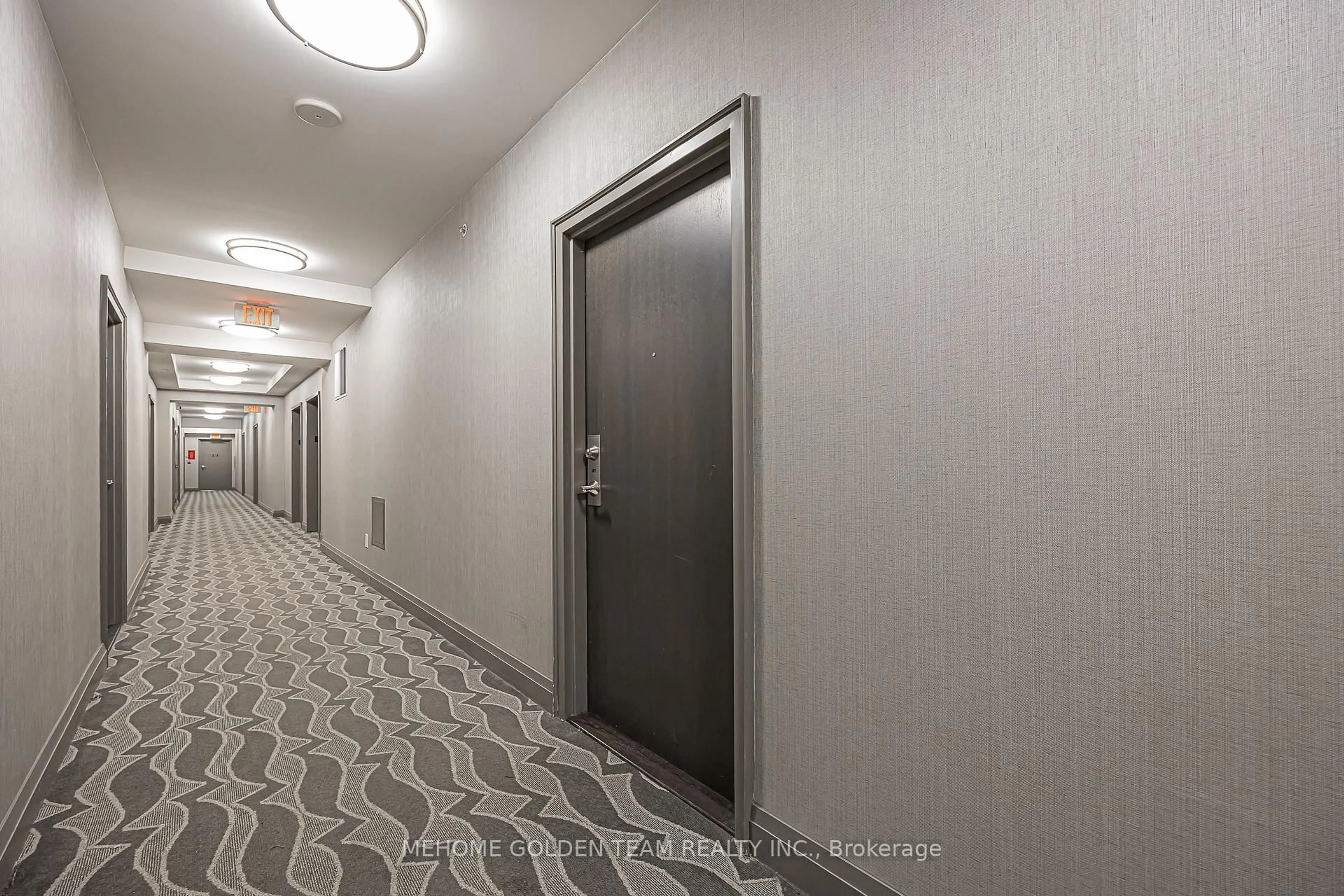 Indoor foyer for 9 Bogert Ave #801, Toronto Ontario M2N 5M6