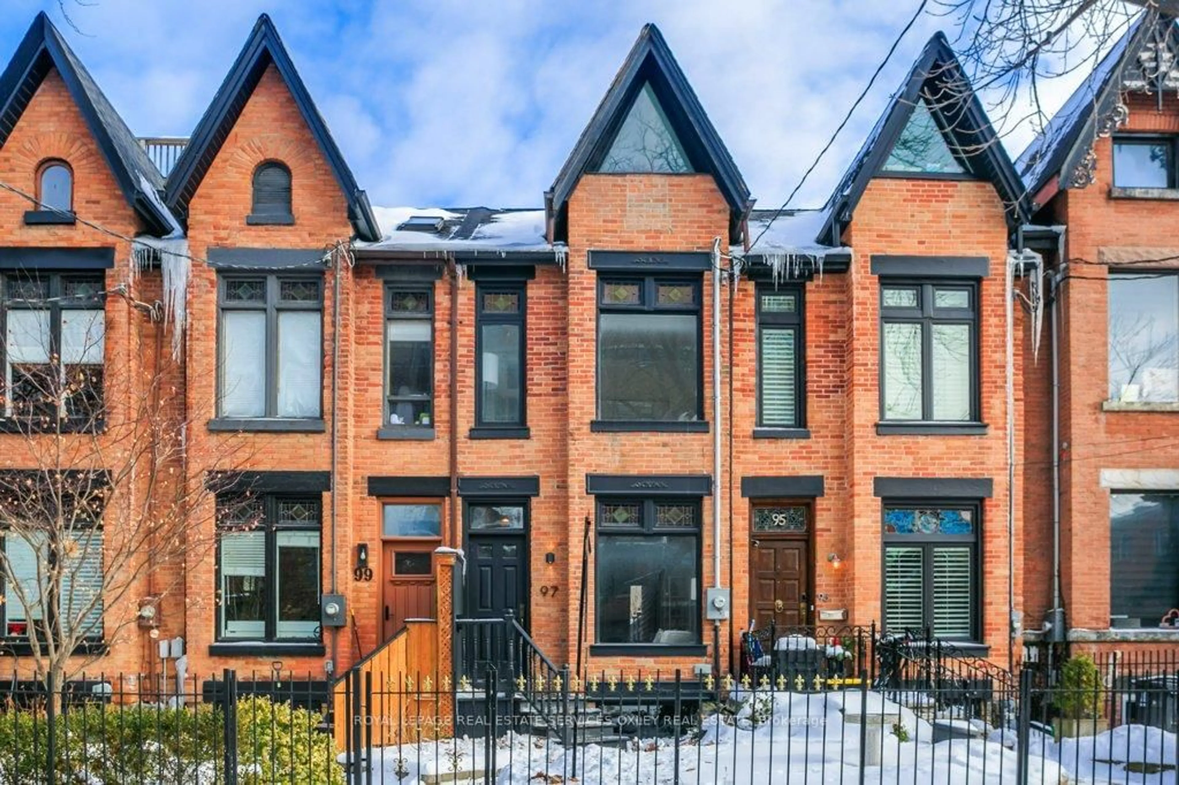 Home with brick exterior material, street for 97 Sumach St, Toronto Ontario M5A 3J8