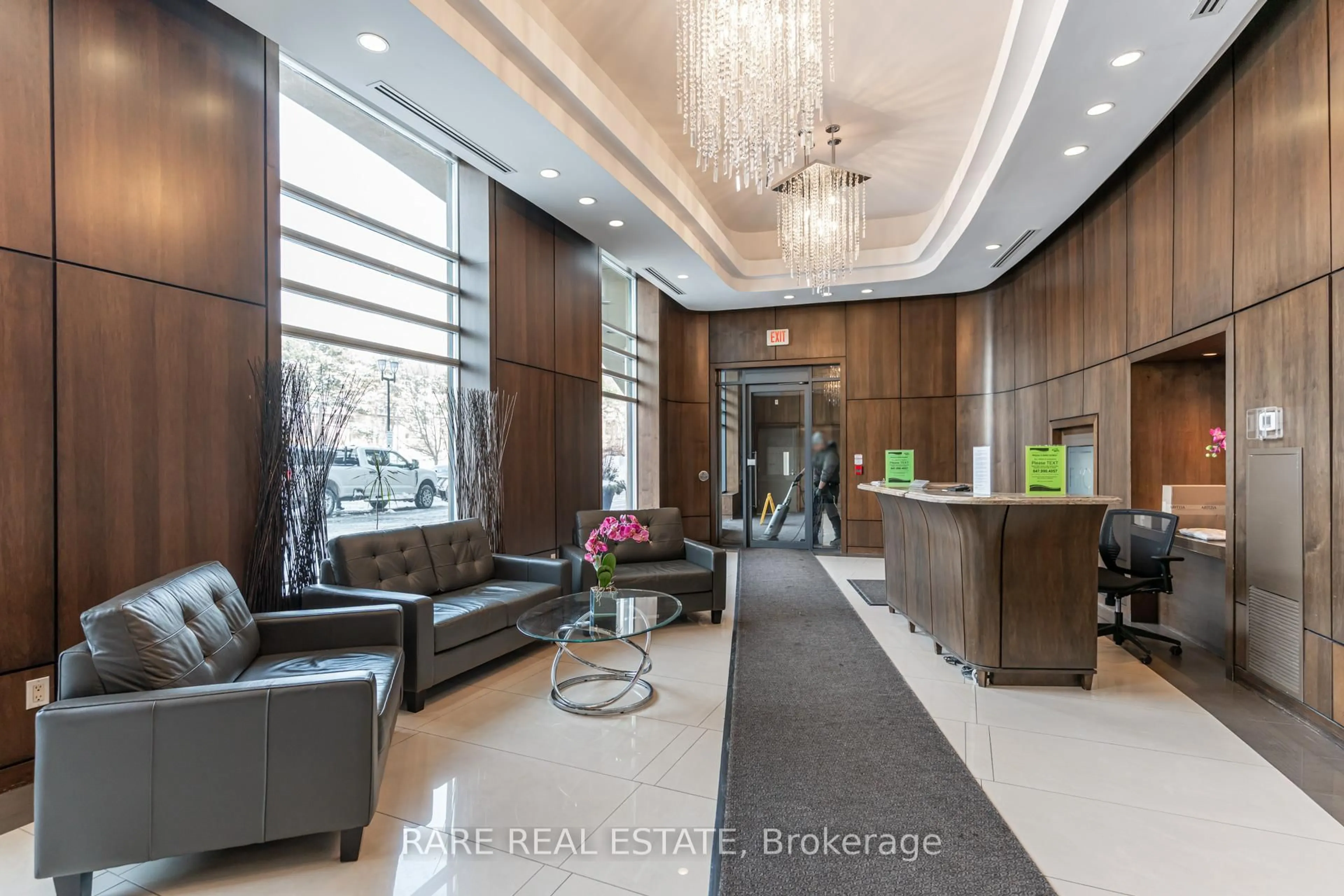 Lobby for 18 Valley Wood Dr #310, Toronto Ontario M3A 0A1
