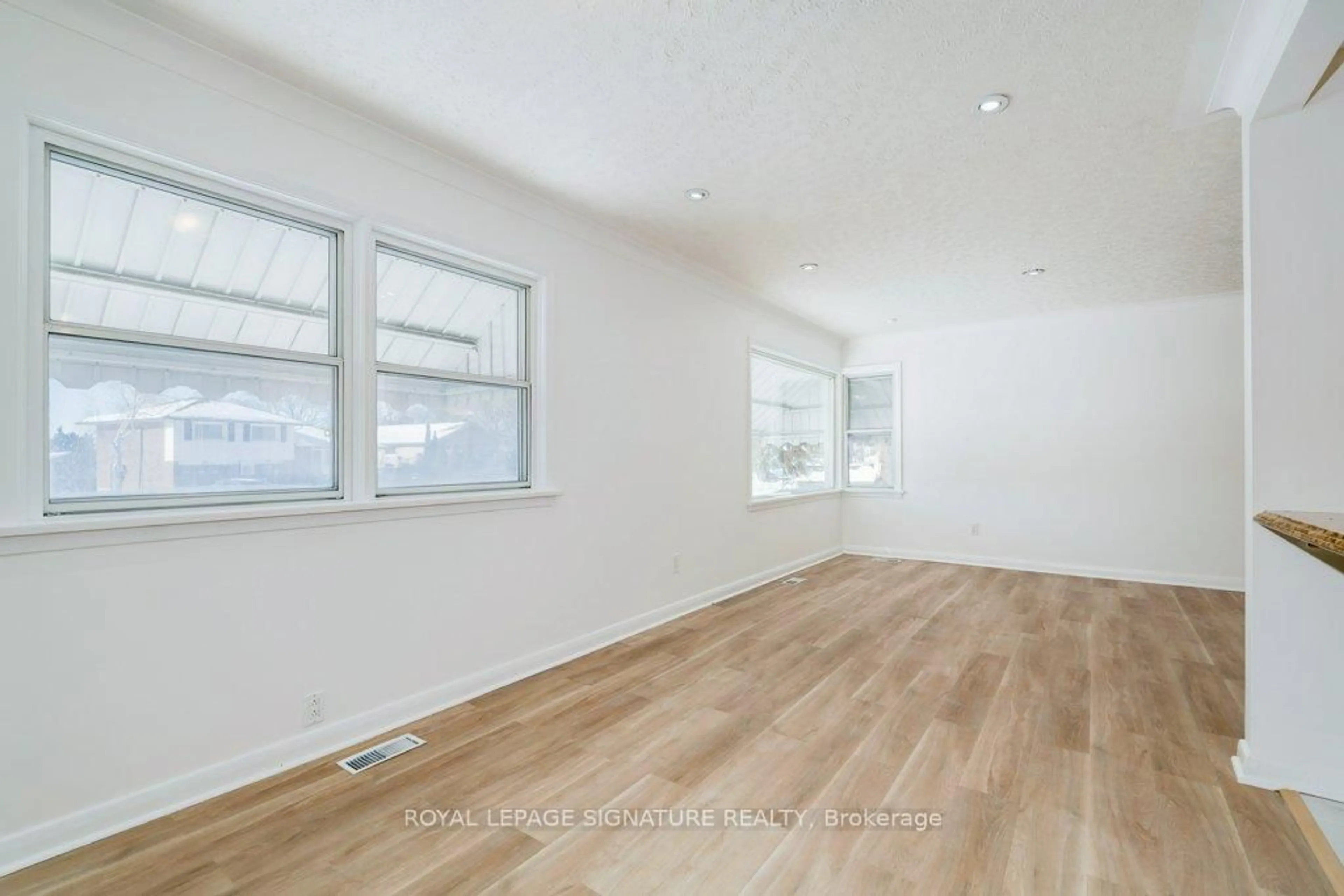 A pic of a room for 21 Prestbury St, Toronto Ontario M4A 2H9