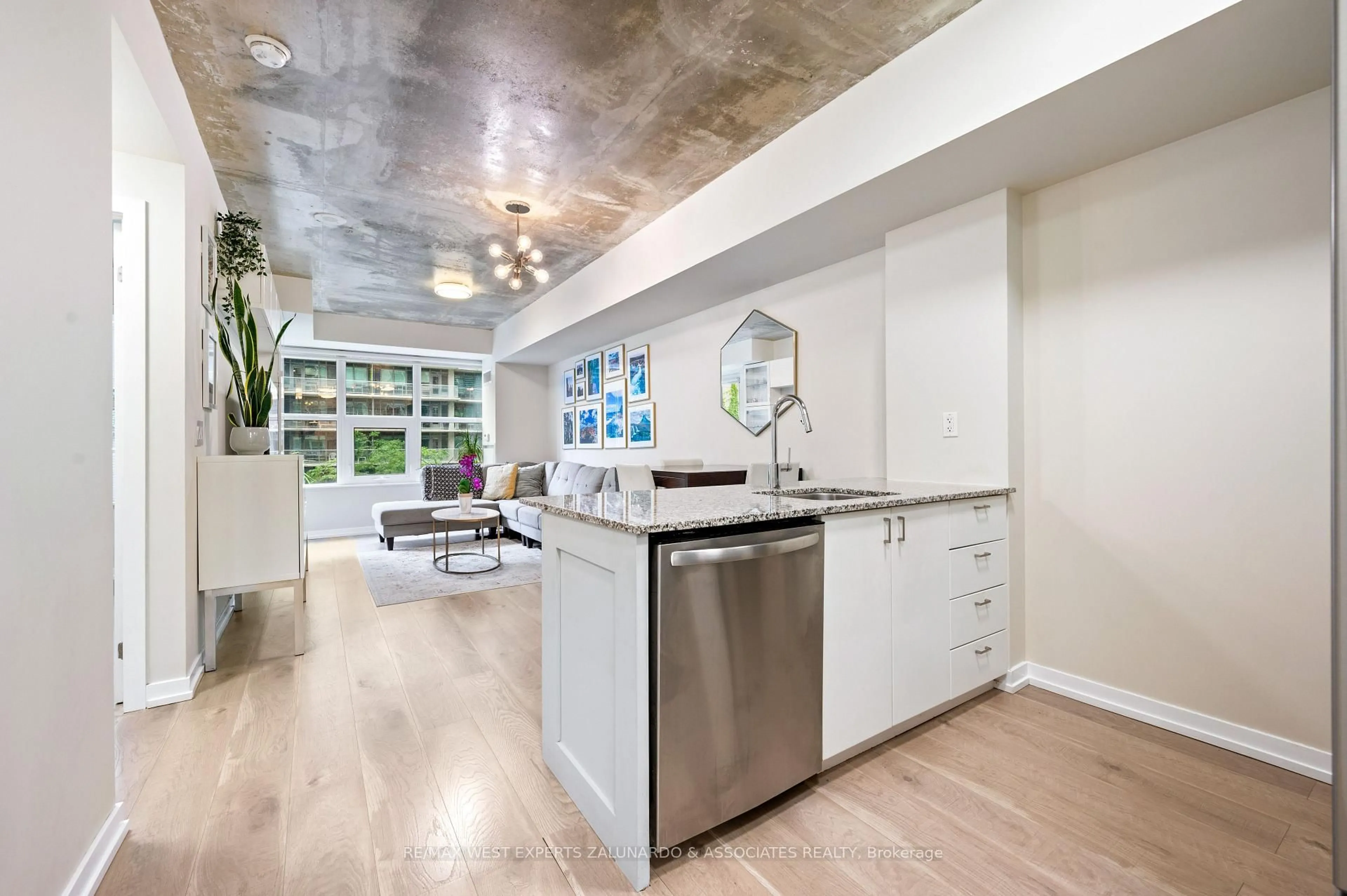 Open concept kitchen, unknown for 59 East Liberty St #315, Toronto Ontario M6K 3R1