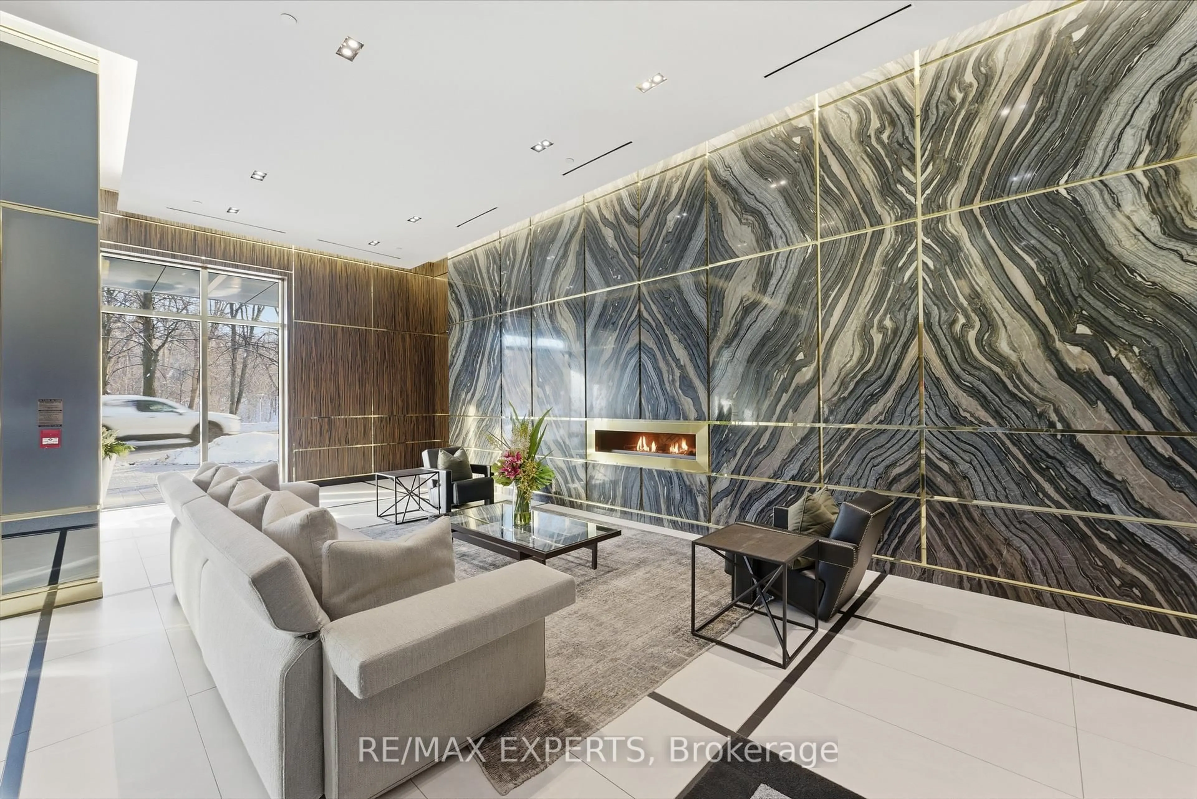 Lobby for 3018 Yonge St #410, Toronto Ontario M4N 2K4