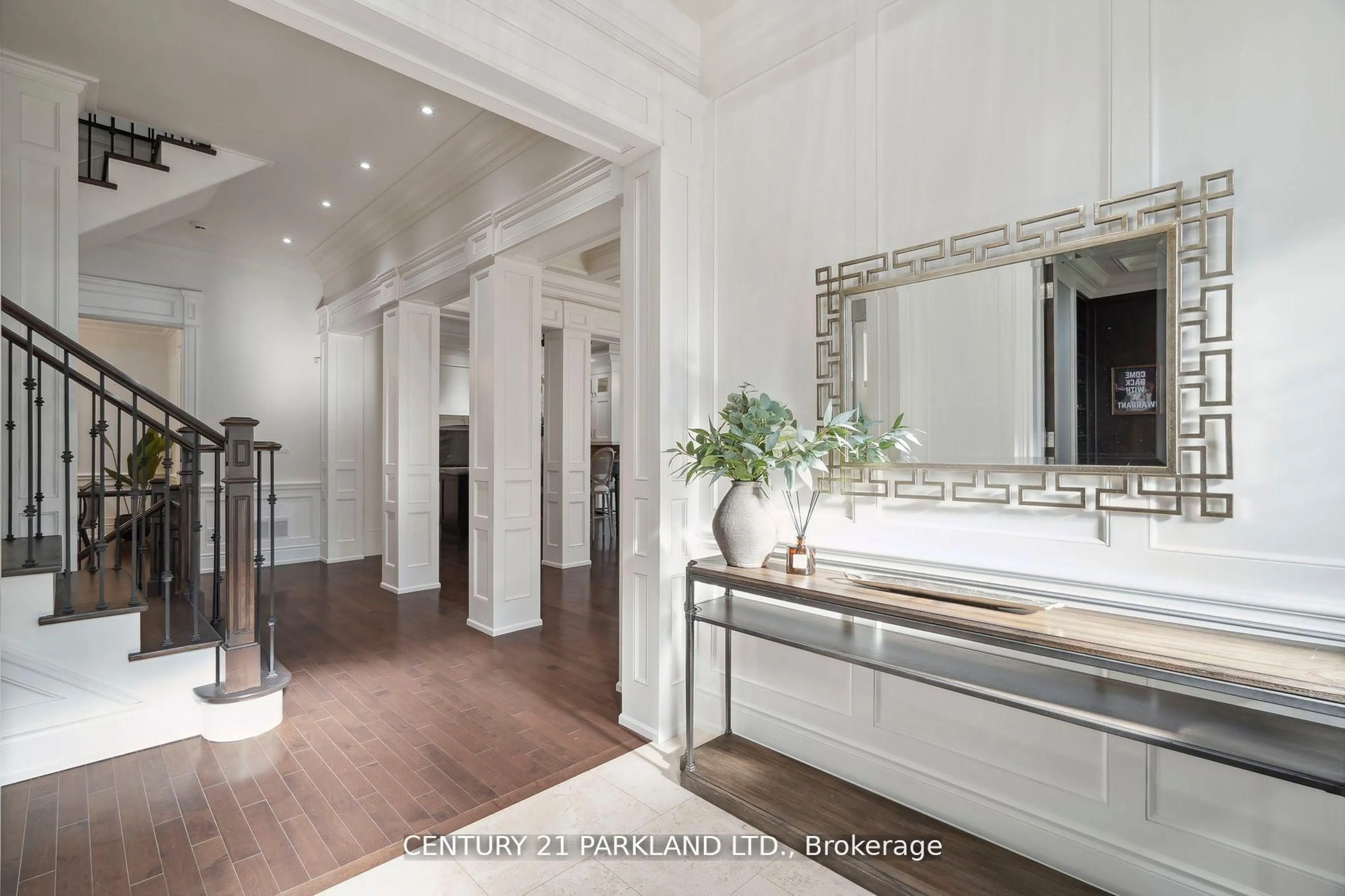 Contemporary bathroom, ceramic/tile floor for 337 Kingsdale Ave, Toronto Ontario M2N 3X7