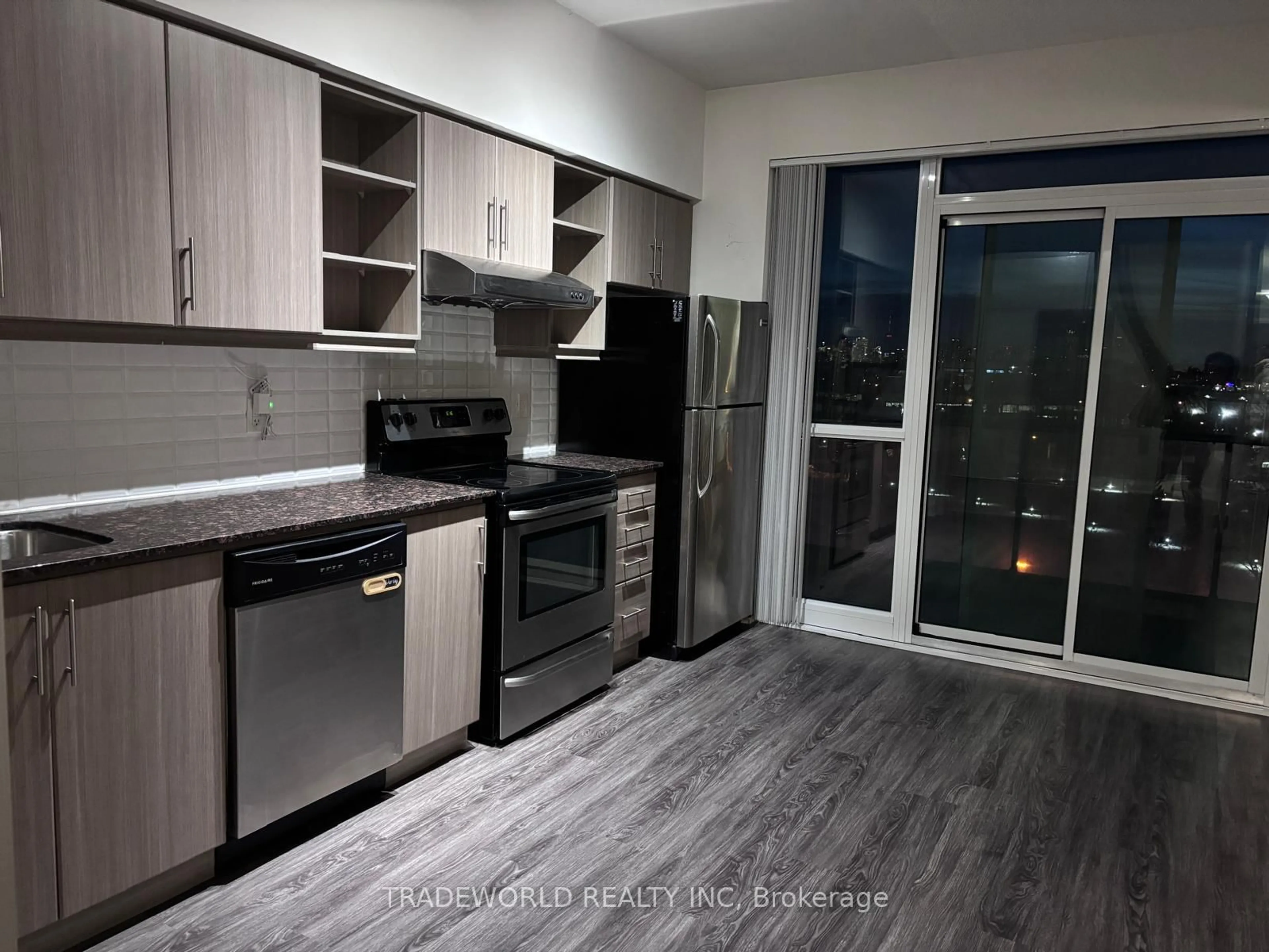 Standard kitchen, unknown for 160 Vanderhoof Ave #508, Toronto Ontario M4G 2G6