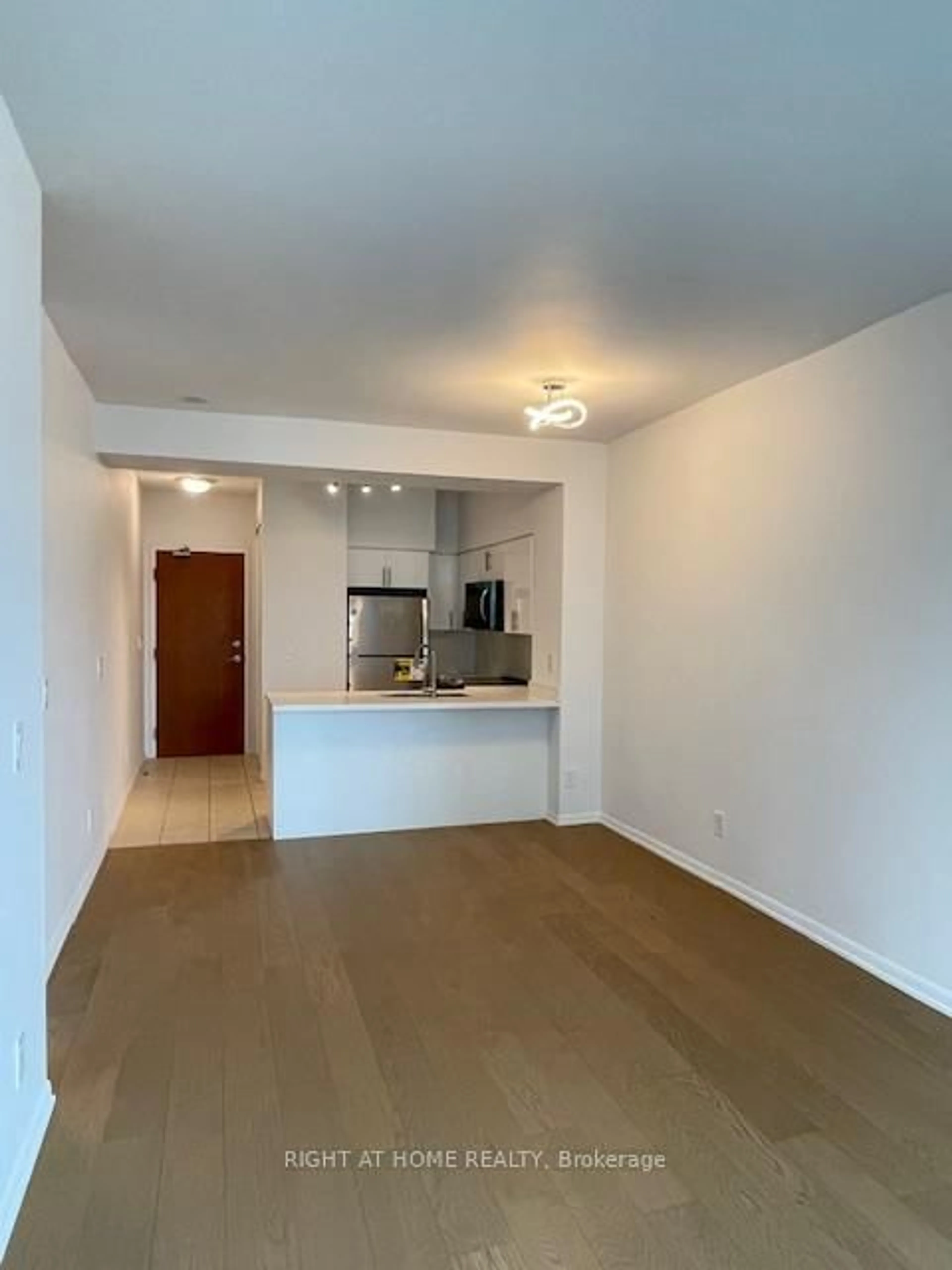 A pic of a room for 219 Fort York Blvd #2506, Toronto Ontario M5V 1B1