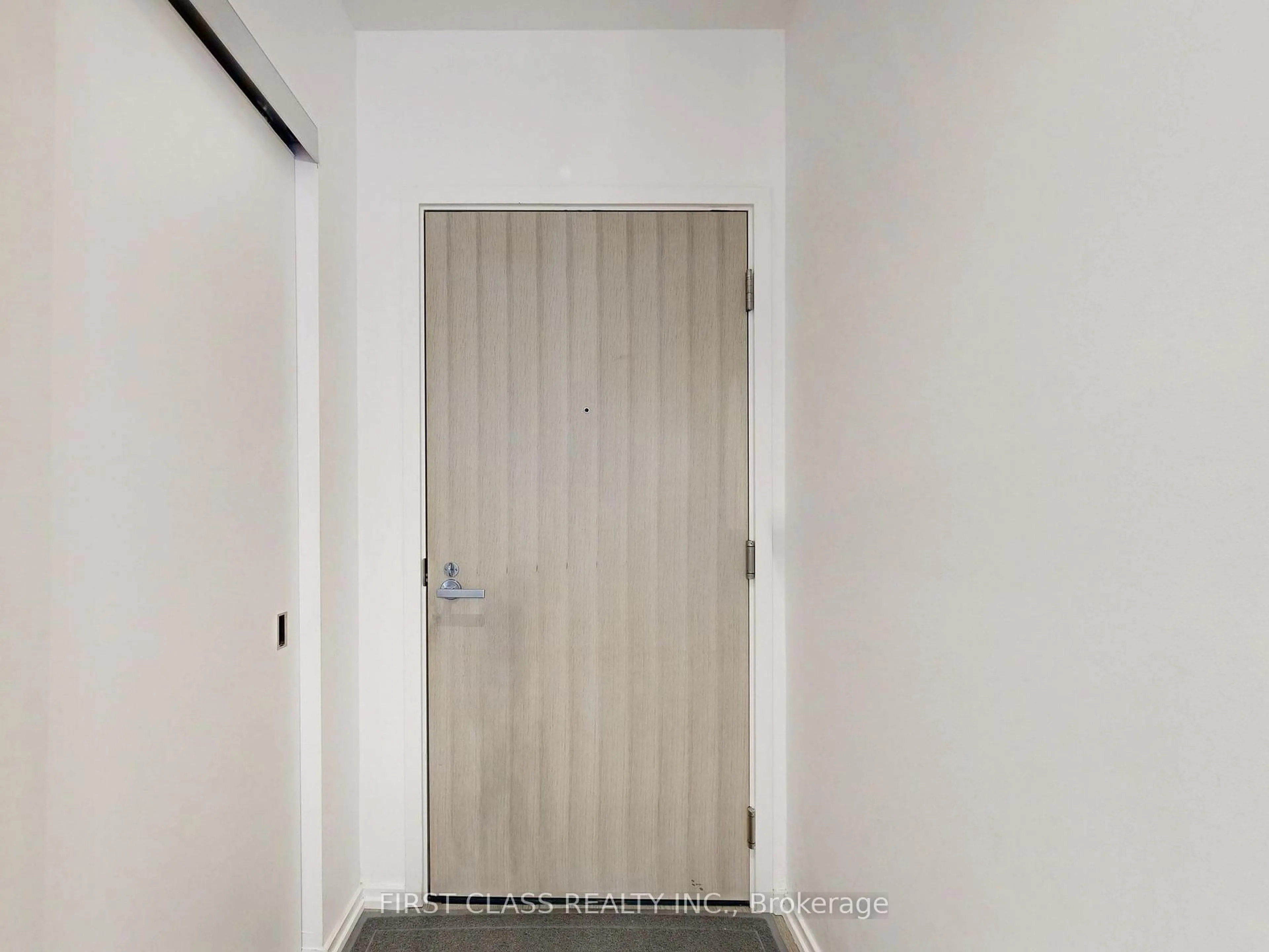 Indoor entryway for 5 Soudan Ave #1508, Toronto Ontario M4S 0B1
