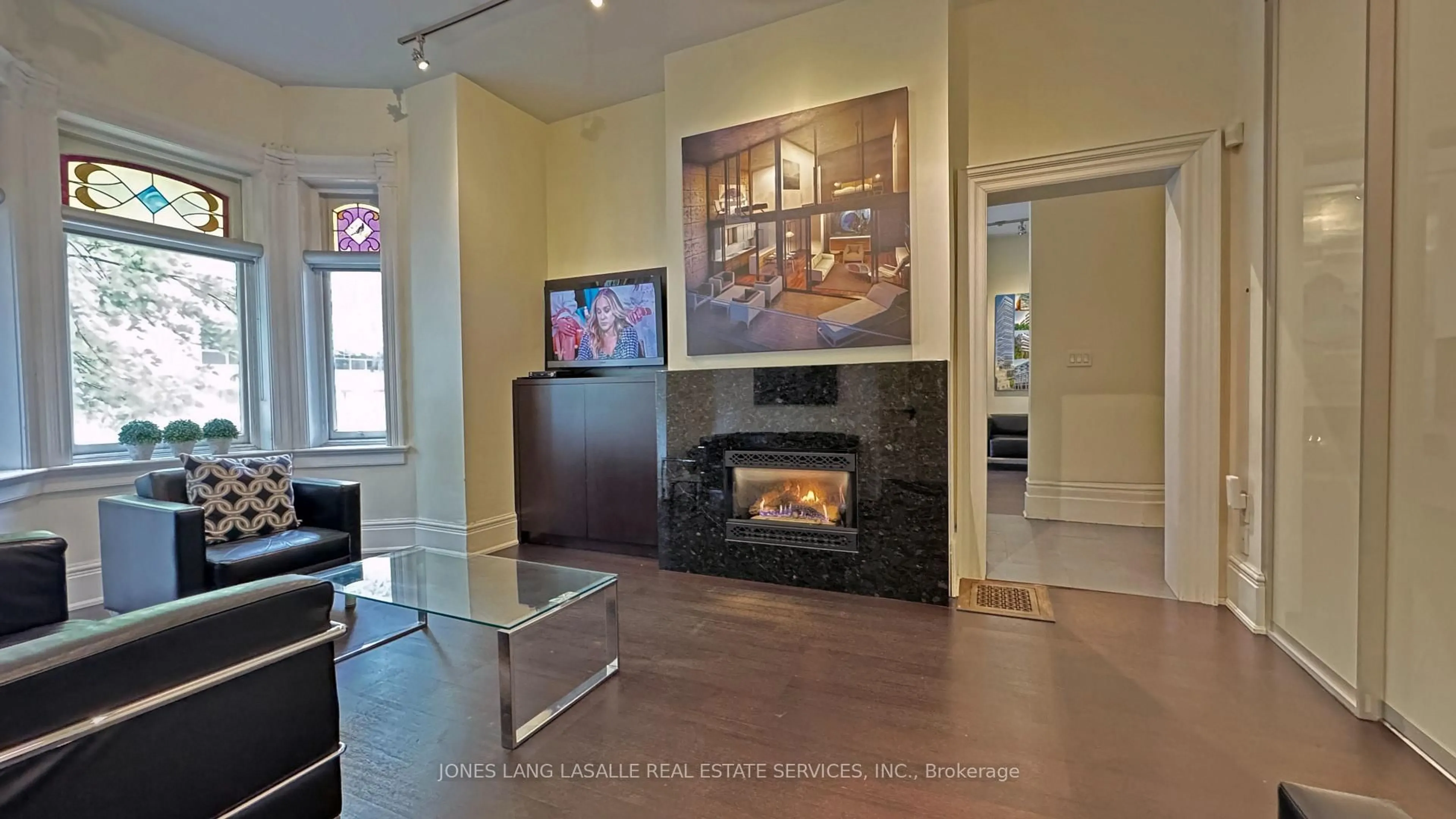 Lobby for 540 Richmond St, Toronto Ontario M5V 1Y4