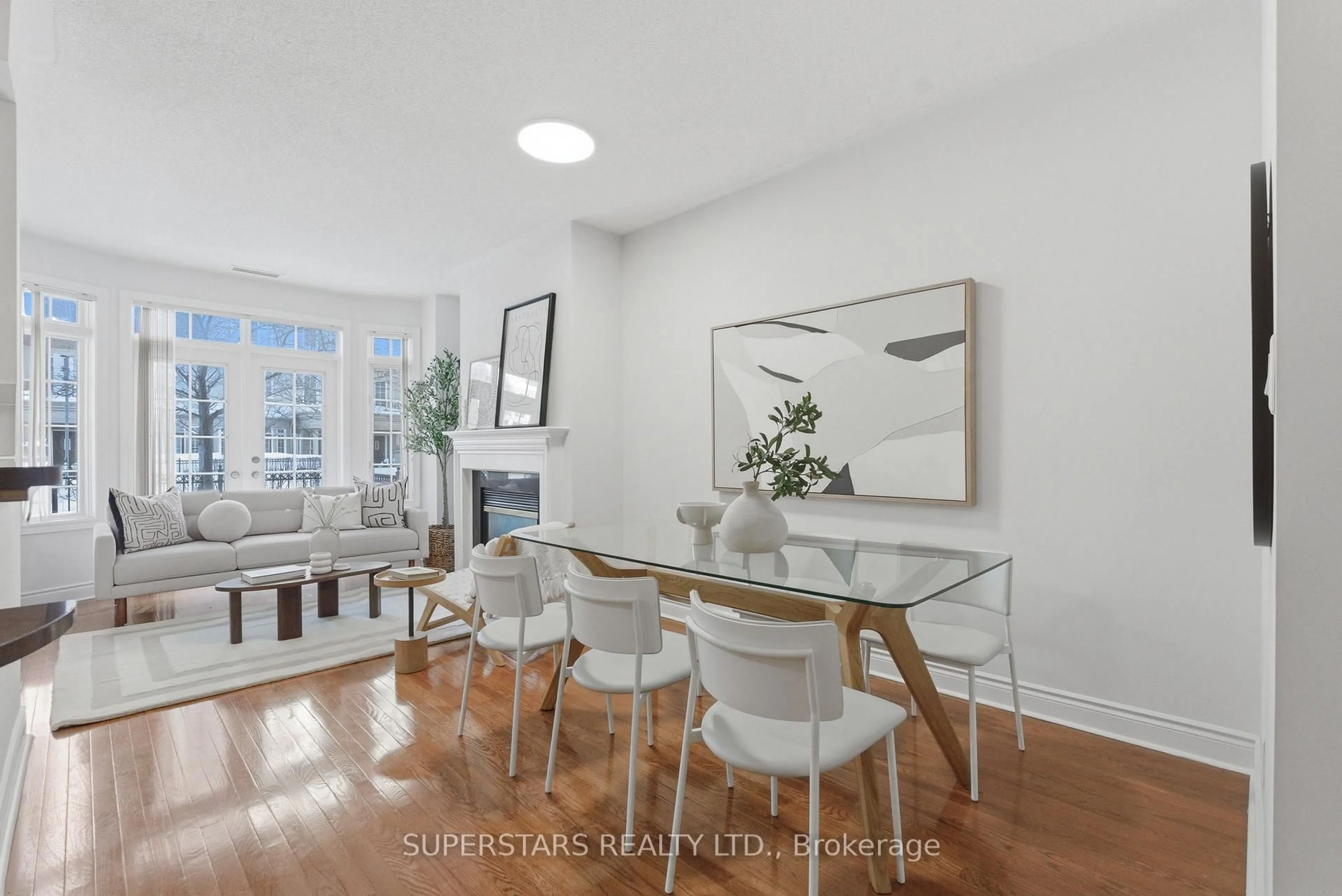 Dining room, unknown for 1 Rean Dr #TH10, Toronto Ontario M2K 3C1