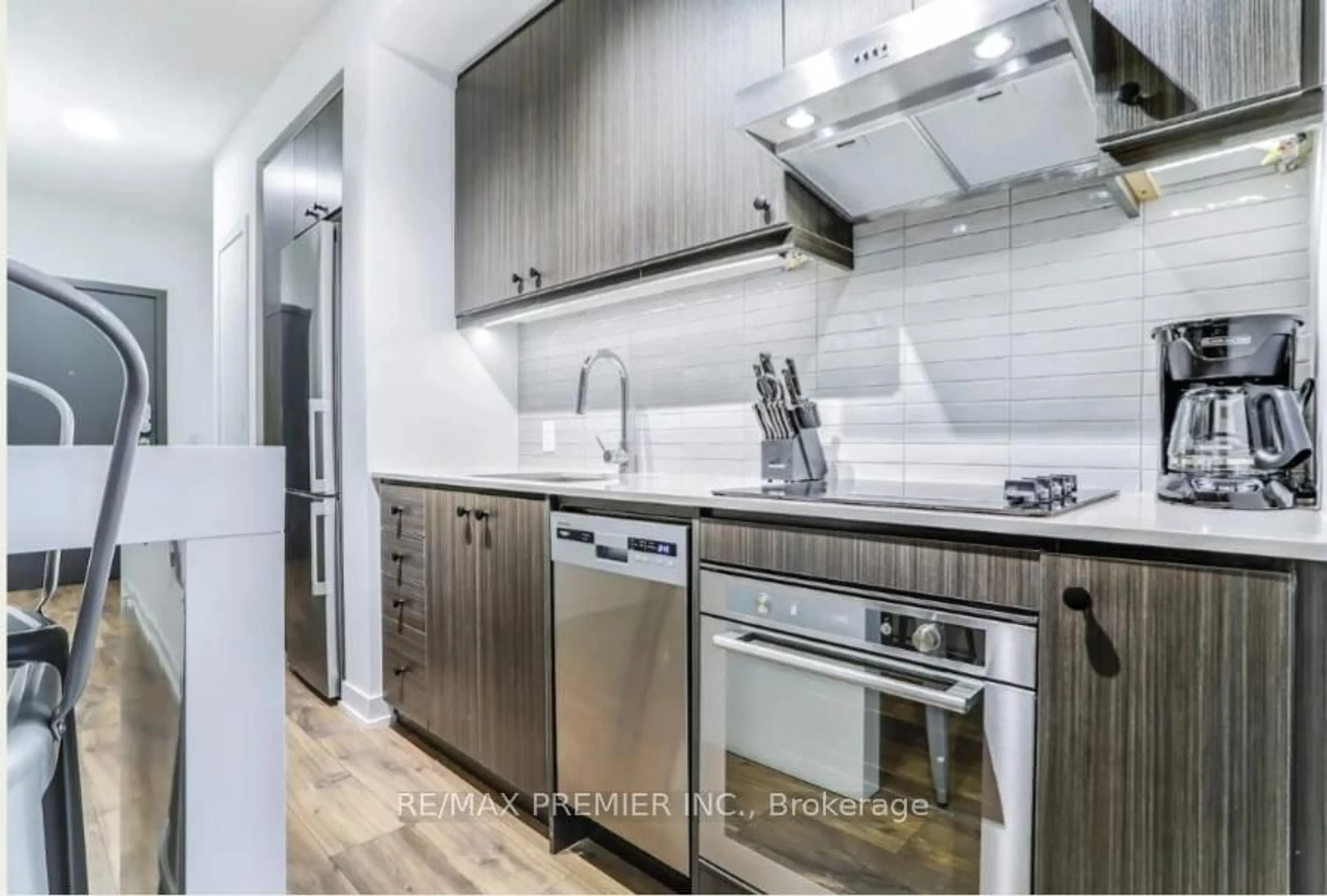 Unknown for 9 Tecumseth St #406, Toronto Ontario M5V 0S5