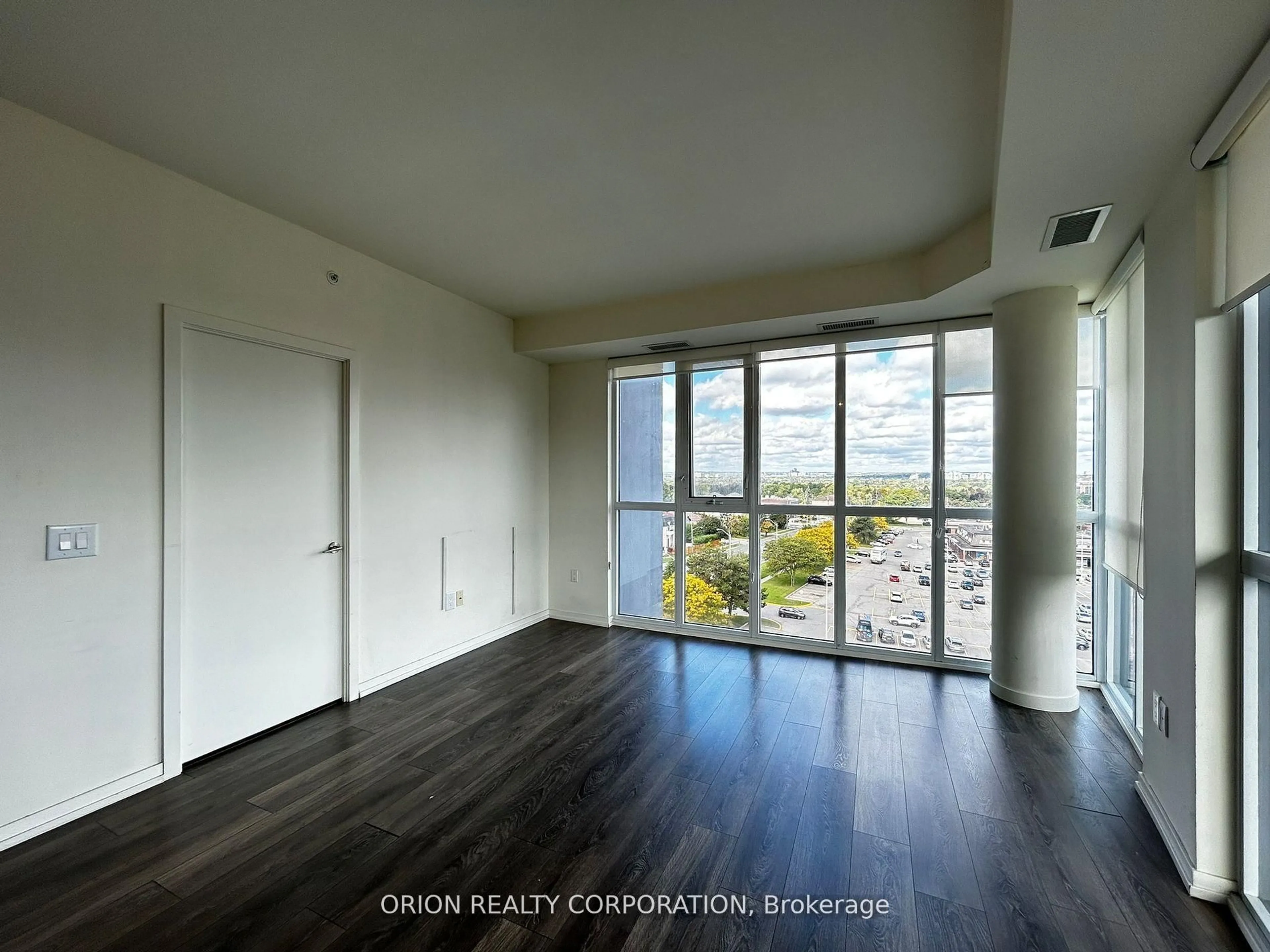 A pic of a room for 3237 Bayview Ave #906, Toronto Ontario M2K 2J7