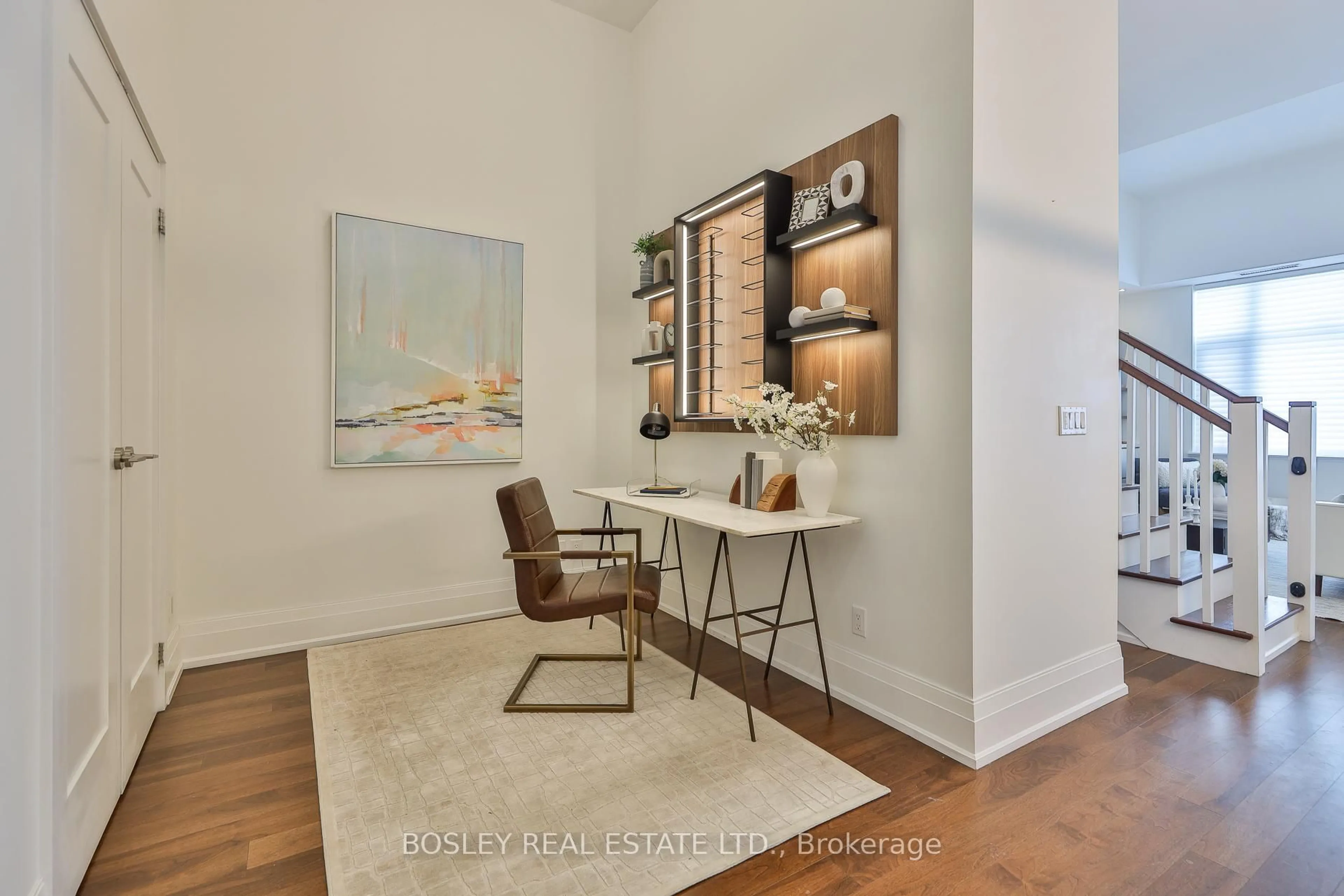 Unknown for 25 Malcolm Rd #TH105, Toronto Ontario M4G 0C1