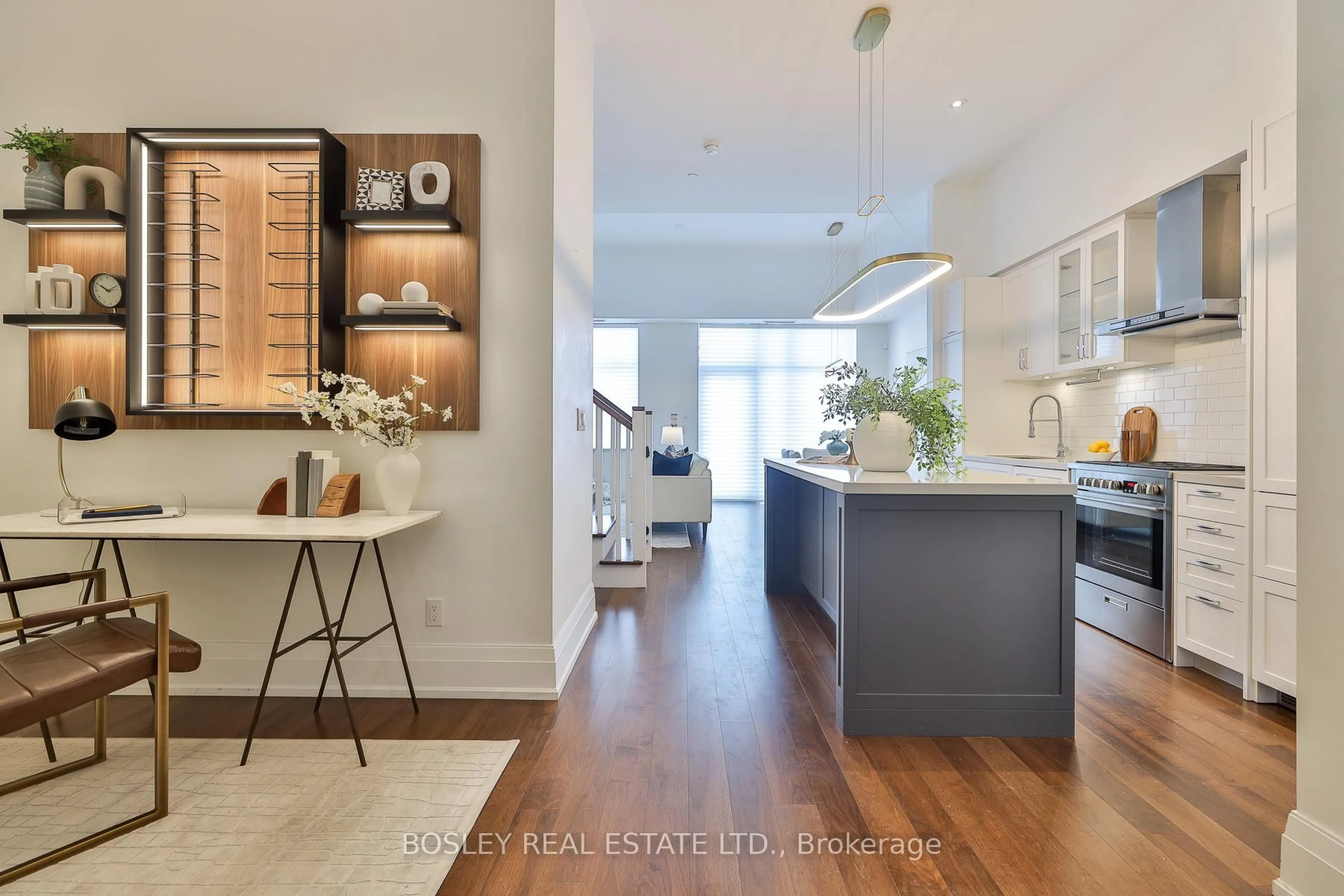 Open concept kitchen, unknown for 25 Malcolm Rd #TH105, Toronto Ontario M4G 0C1