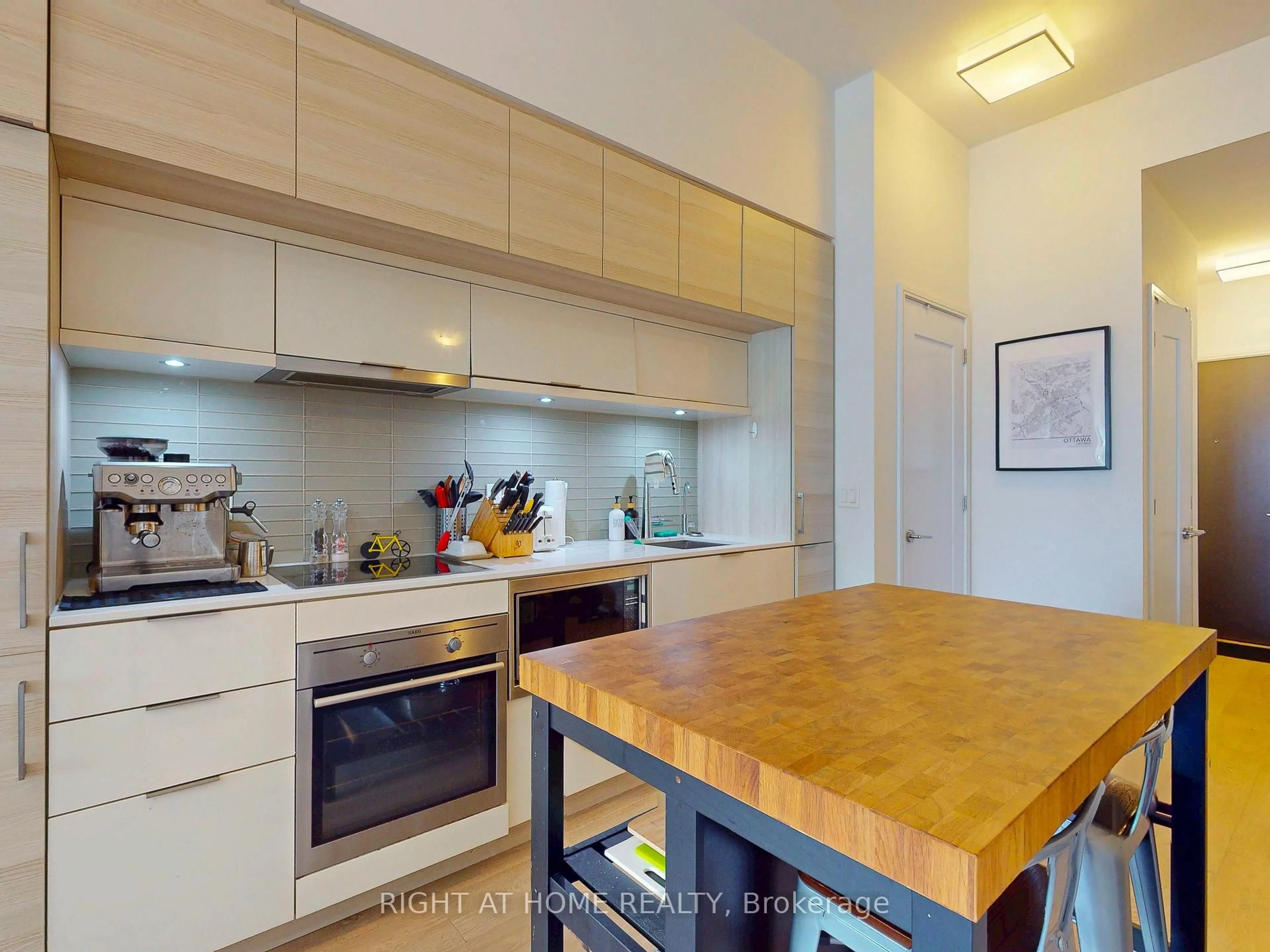 Standard kitchen, unknown for 88 Scott St #1904, Toronto Ontario M5E 0A9