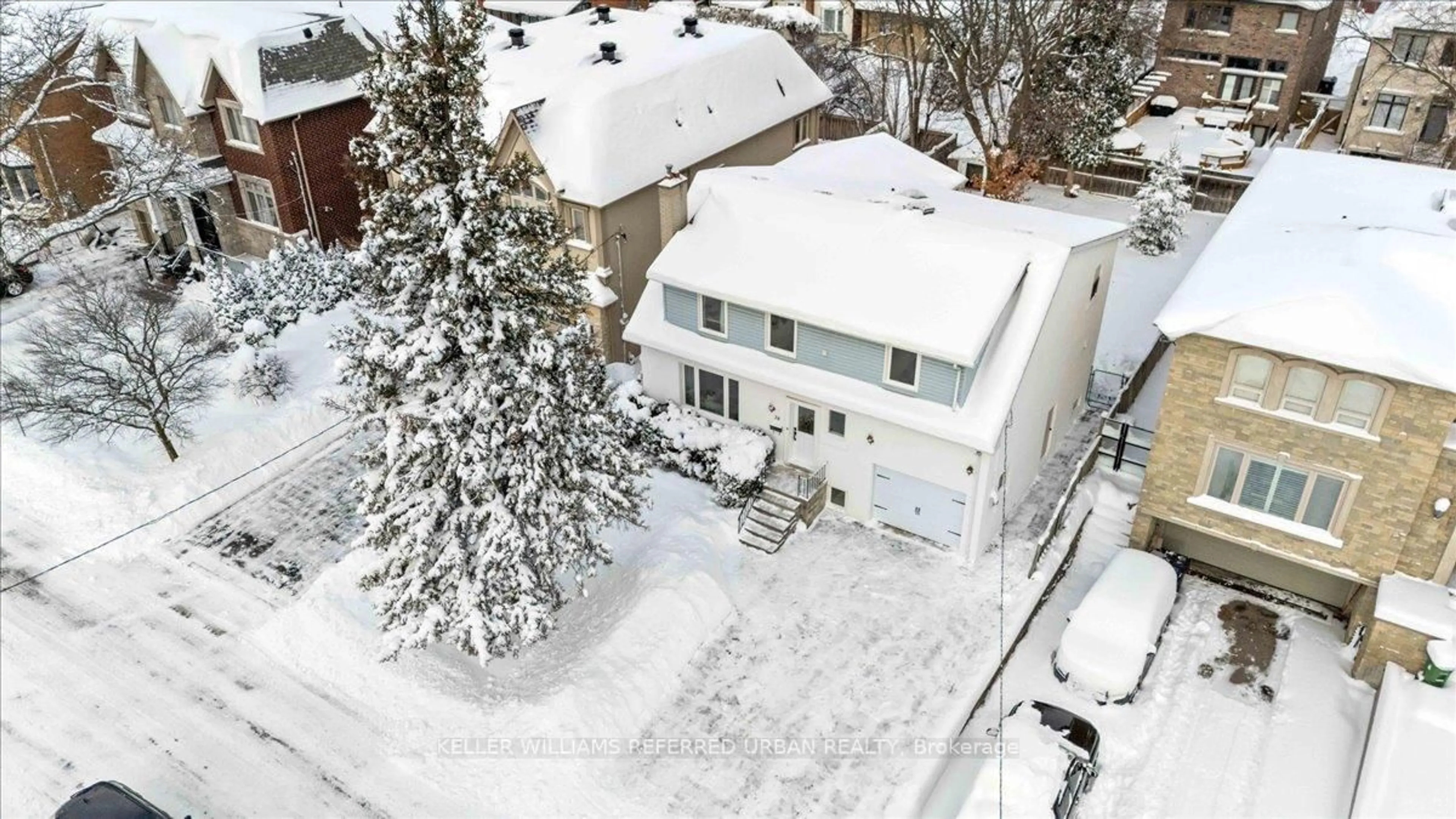 A pic from outside/outdoor area/front of a property/back of a property/a pic from drone, street for 74 Elmhurst Ave, Toronto Ontario M2N 1R6