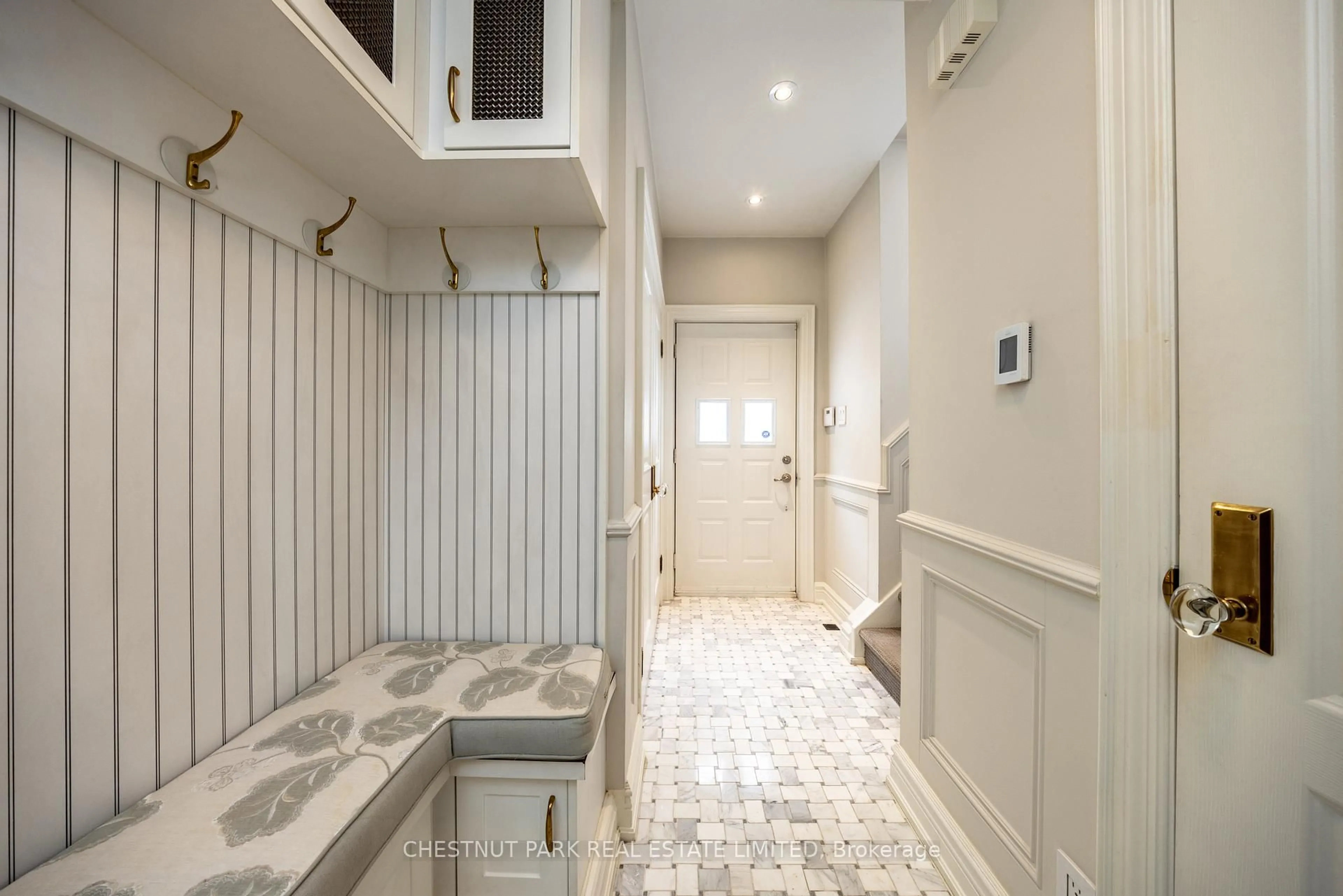 Unknown for 1 Baxter St #TH16, Toronto Ontario M4W 3W1