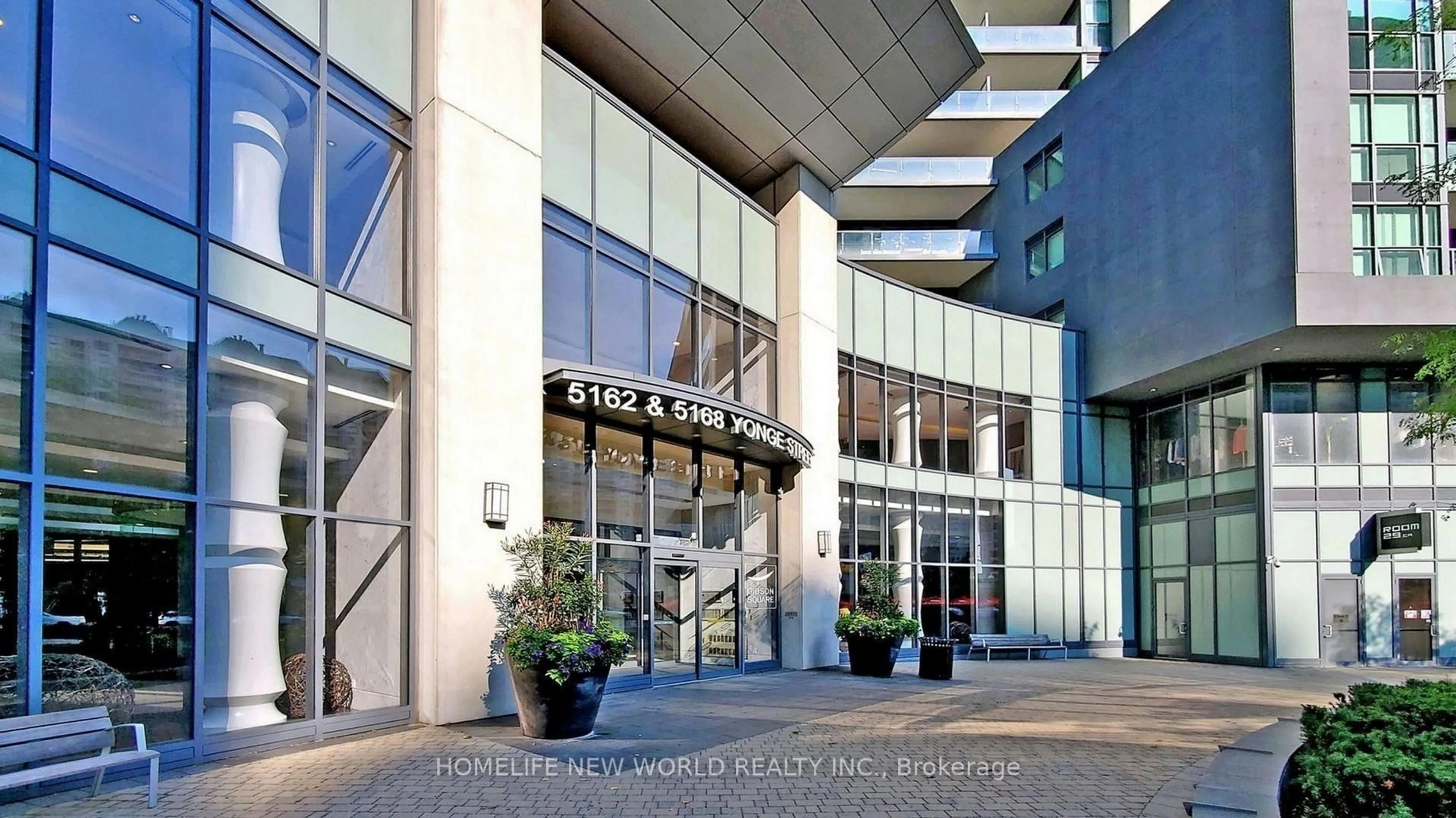 Indoor foyer for 5162 Yonge St #1101, Toronto Ontario M2N 0E9