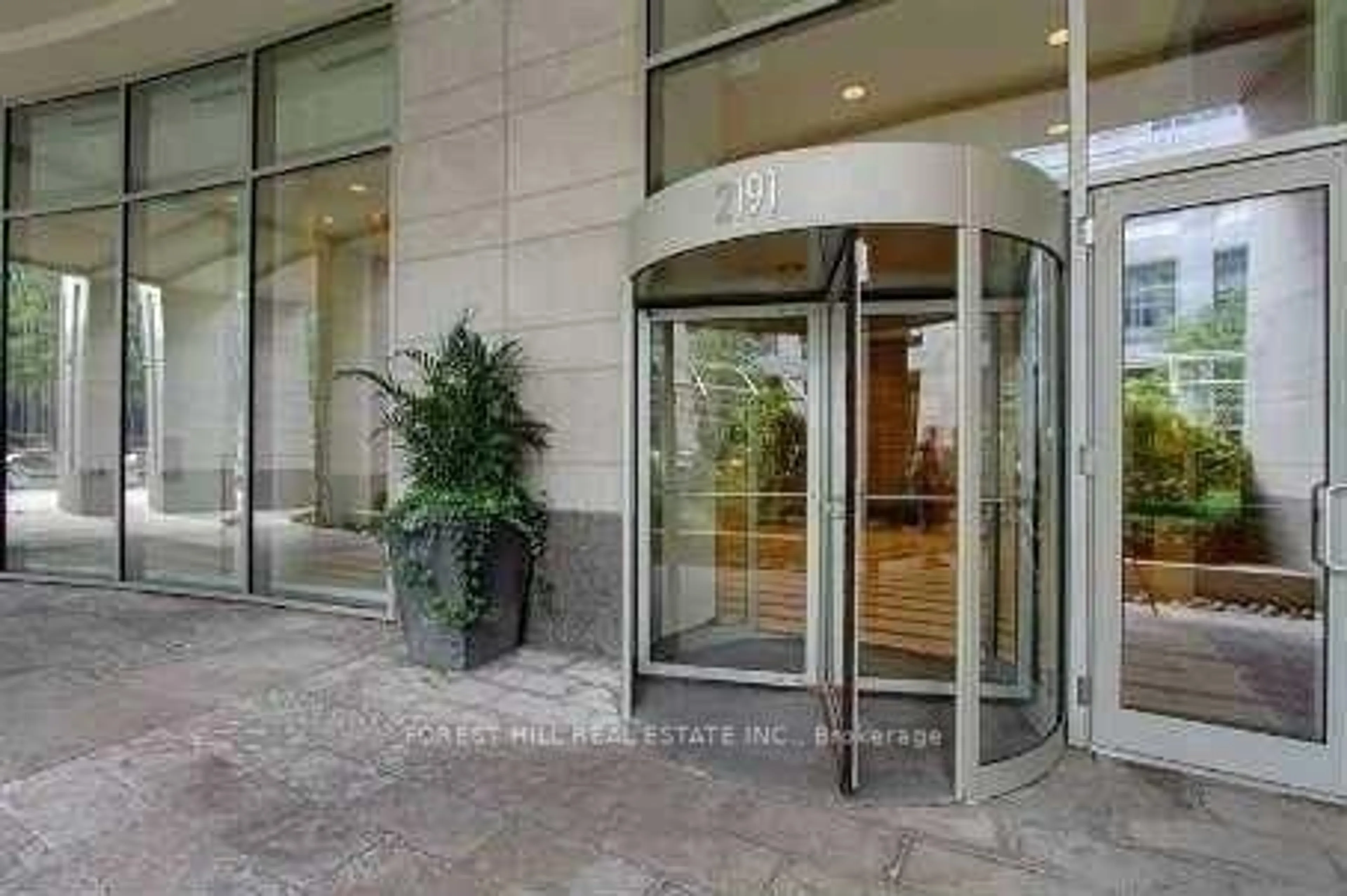 Indoor foyer for 2191 Yonge St #803, Toronto Ontario M4S 3H8