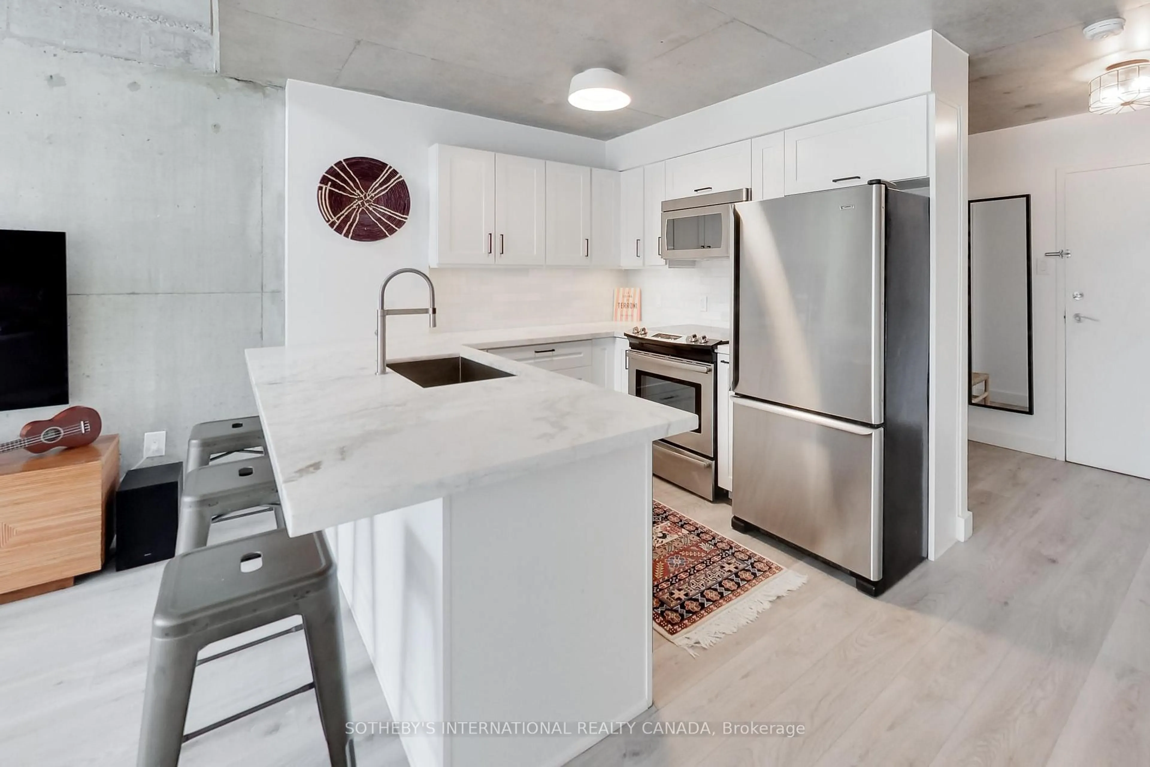 Unknown for 954 King St #312, Toronto Ontario M6K 3L9