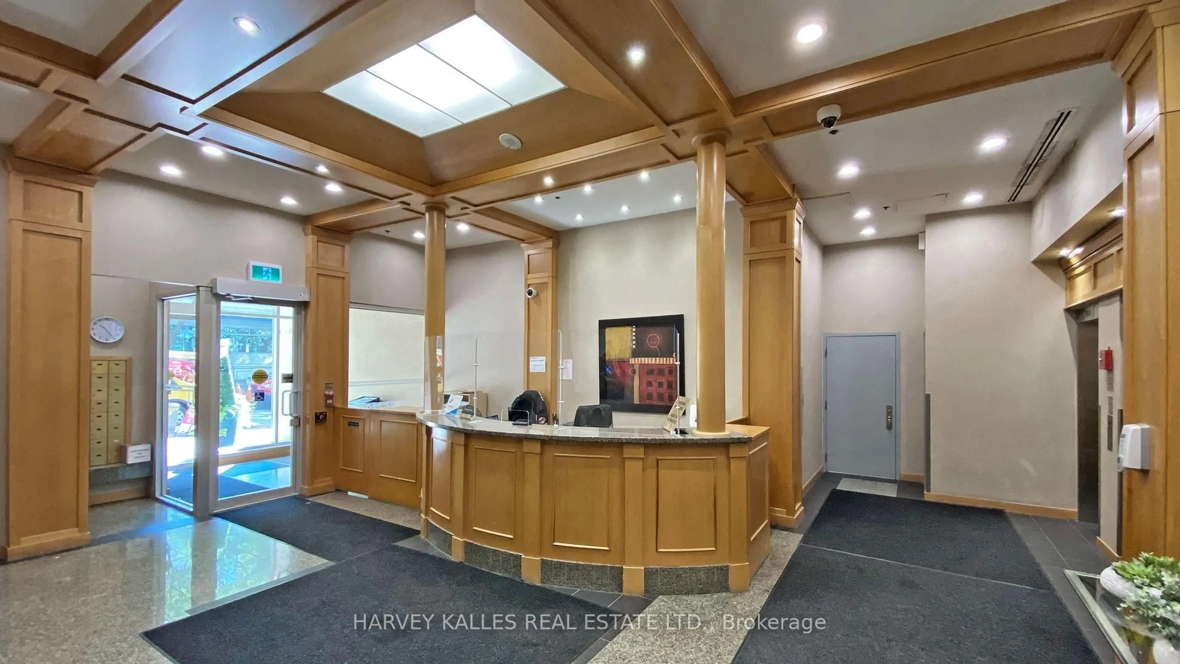 Lobby for 43 Eglinton Ave #902, Toronto Ontario M4P 1A5
