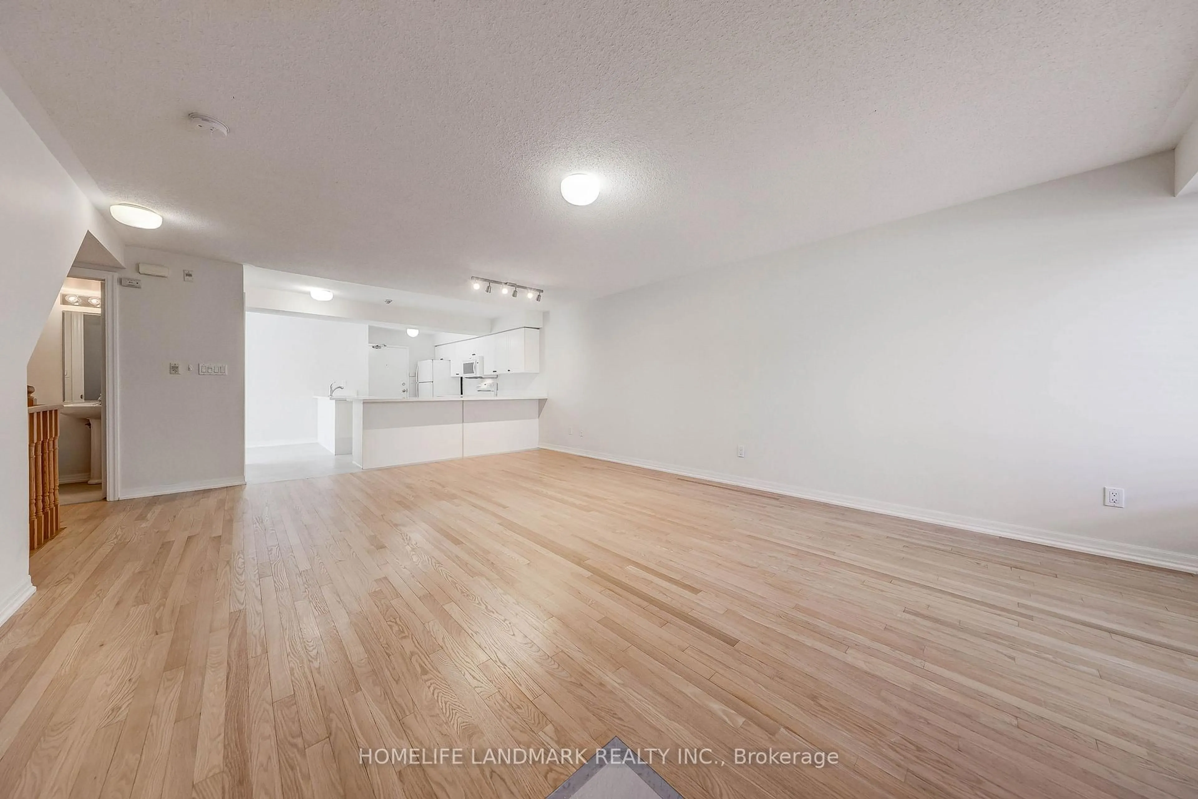 A pic of a room for 118 Finch Ave #19, Toronto Ontario M2N 7G2