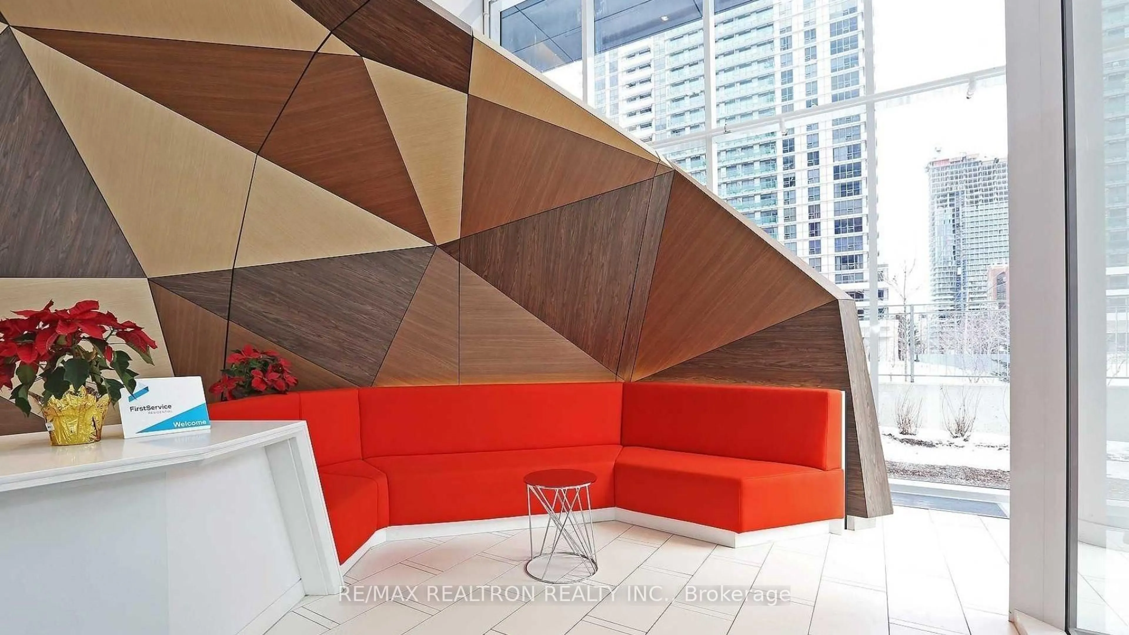 Lobby for 30 Roehampton Ave #3111, Toronto Ontario M4P 1R2