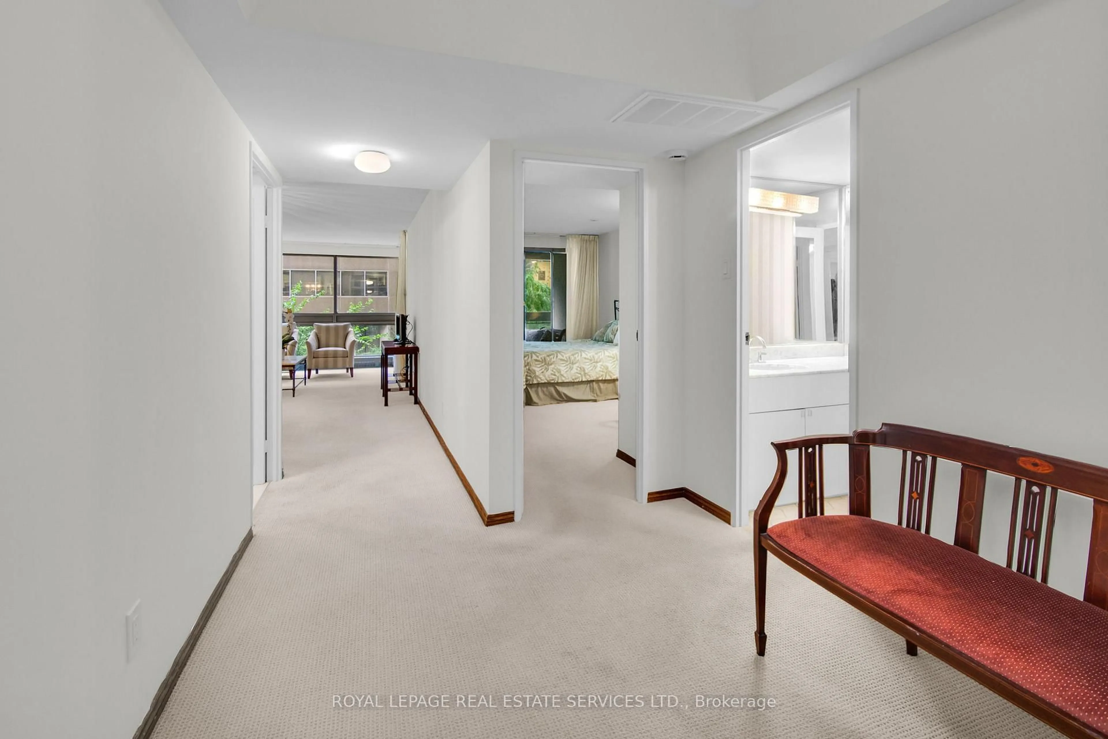 Indoor foyer for 61 St Clair Ave #205, Toronto Ontario M4V 2Y8