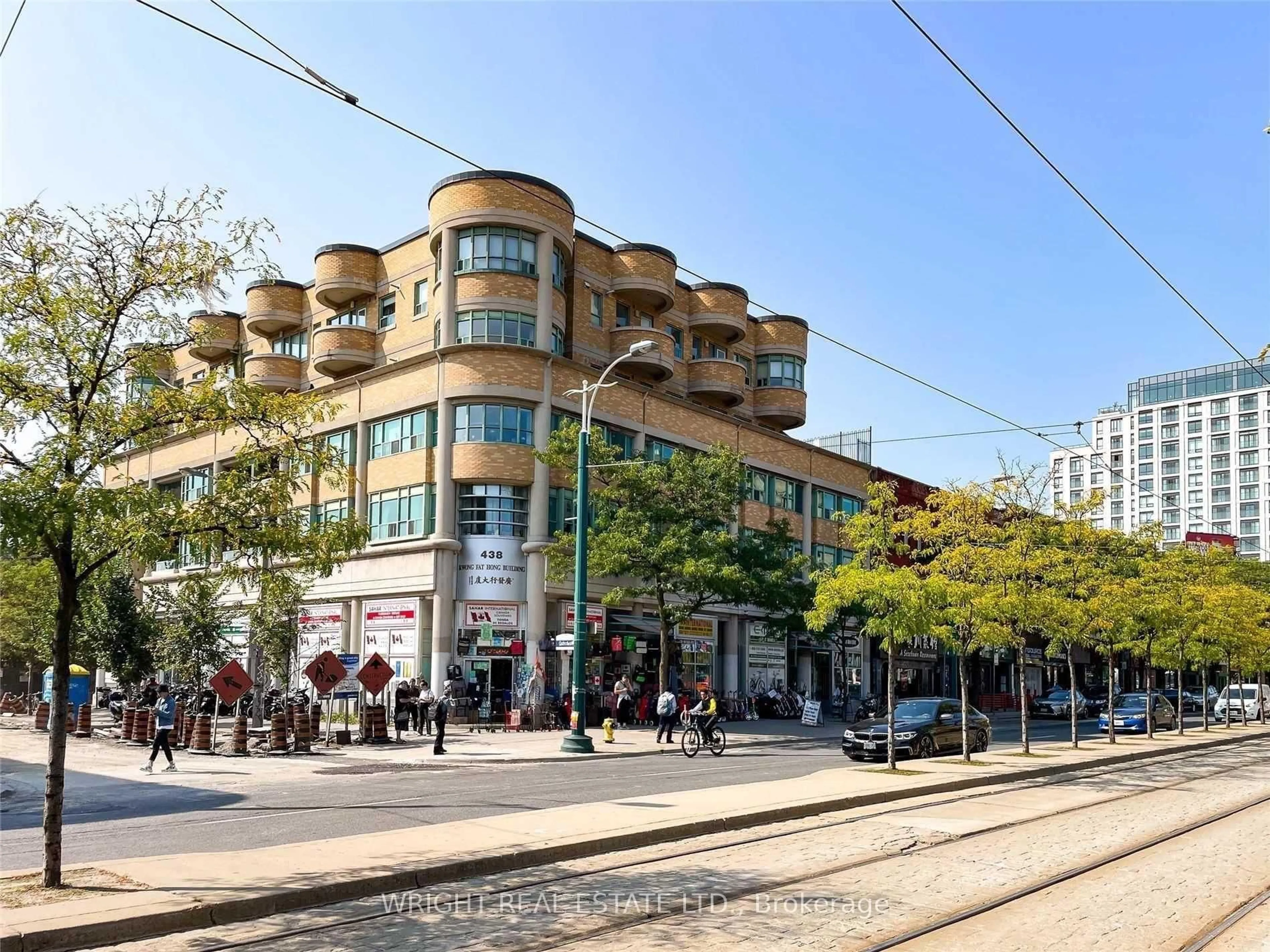 Unknown for 8 Oxford St #306, Toronto Ontario M5T 1N9