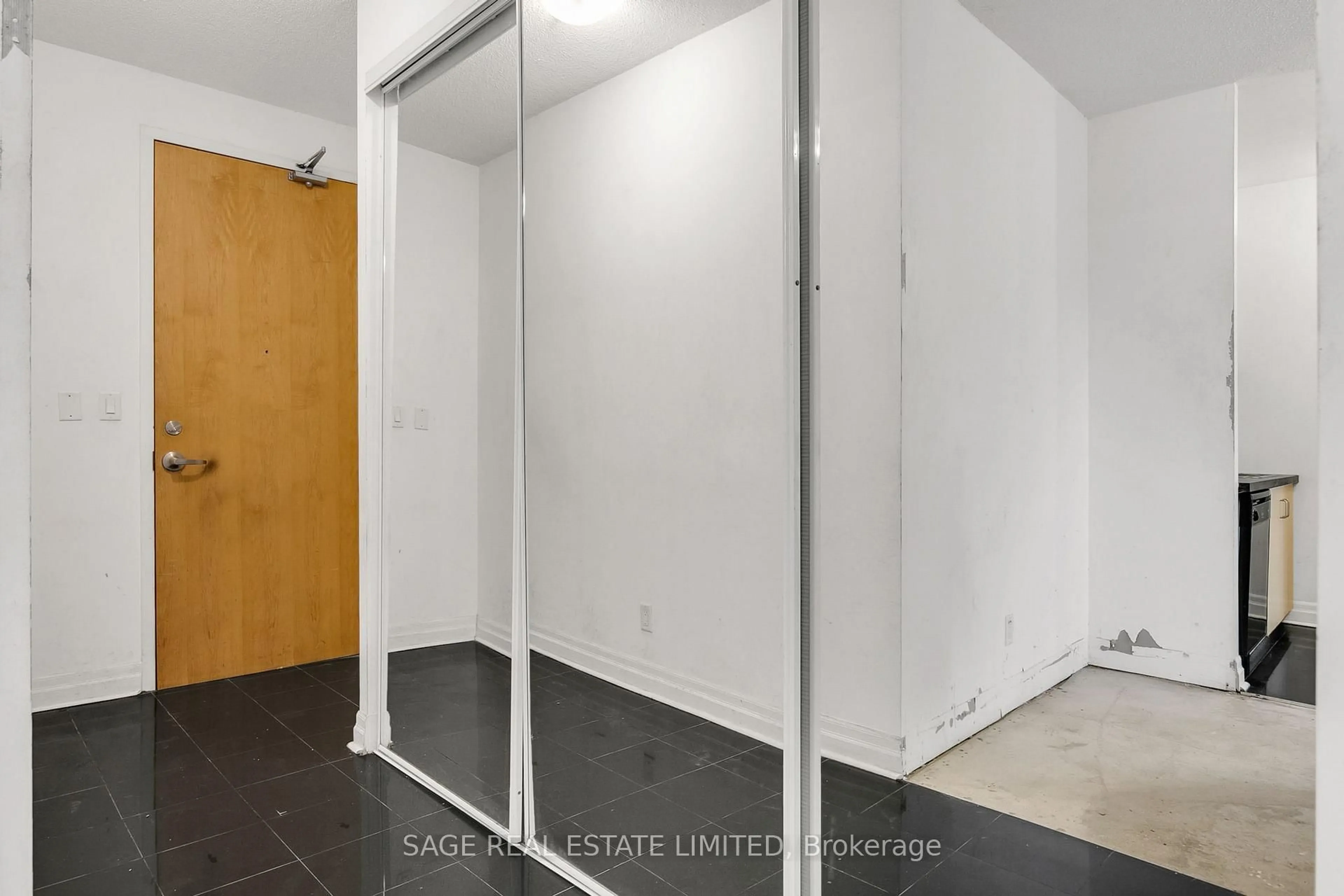 Storage room or clothes room or walk-in closet for 70 Alexander St #213, Toronto Ontario M4Y 3B6