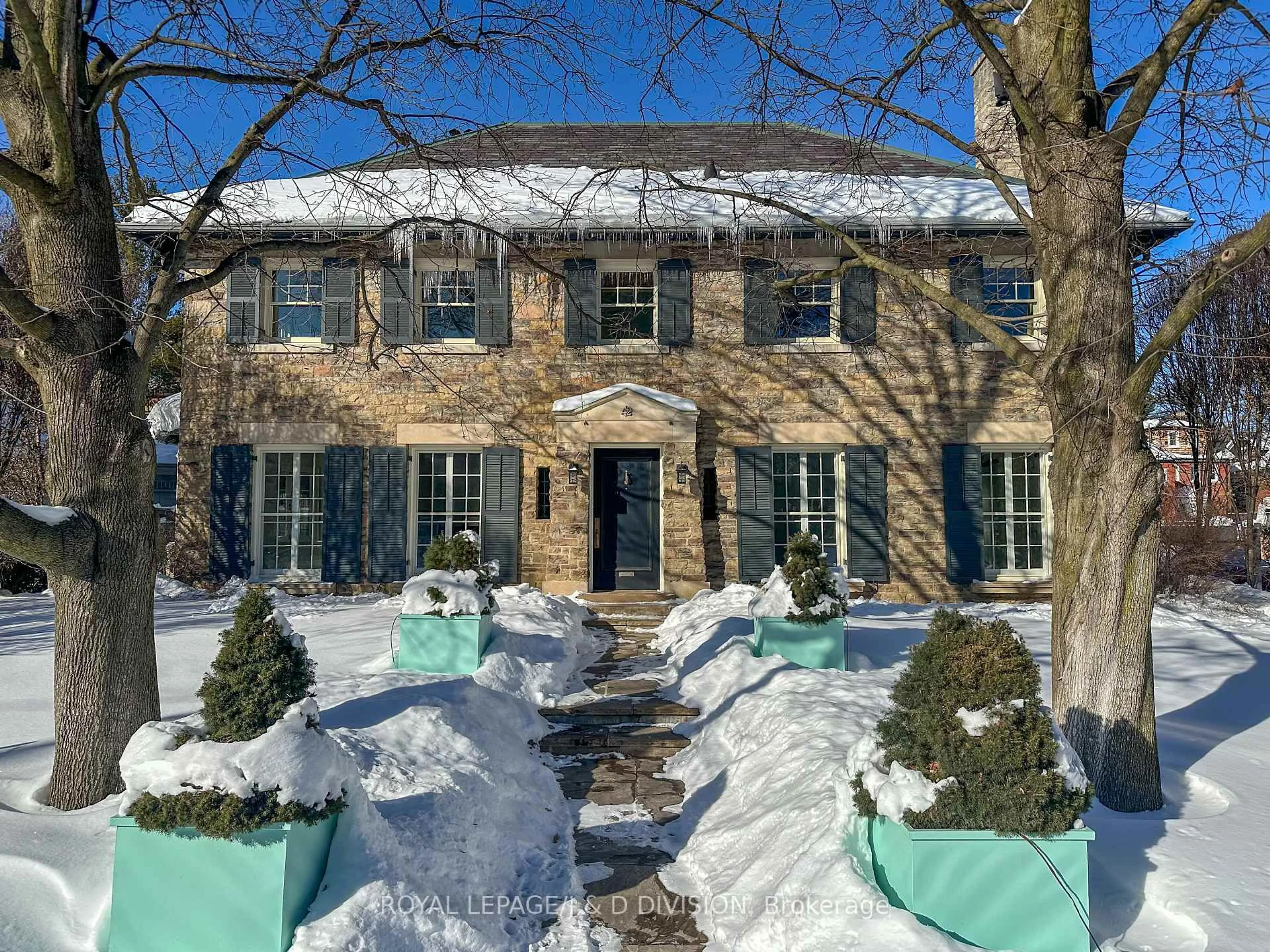 Unknown for 42 Lytton Blvd, Toronto Ontario M4R 1L3