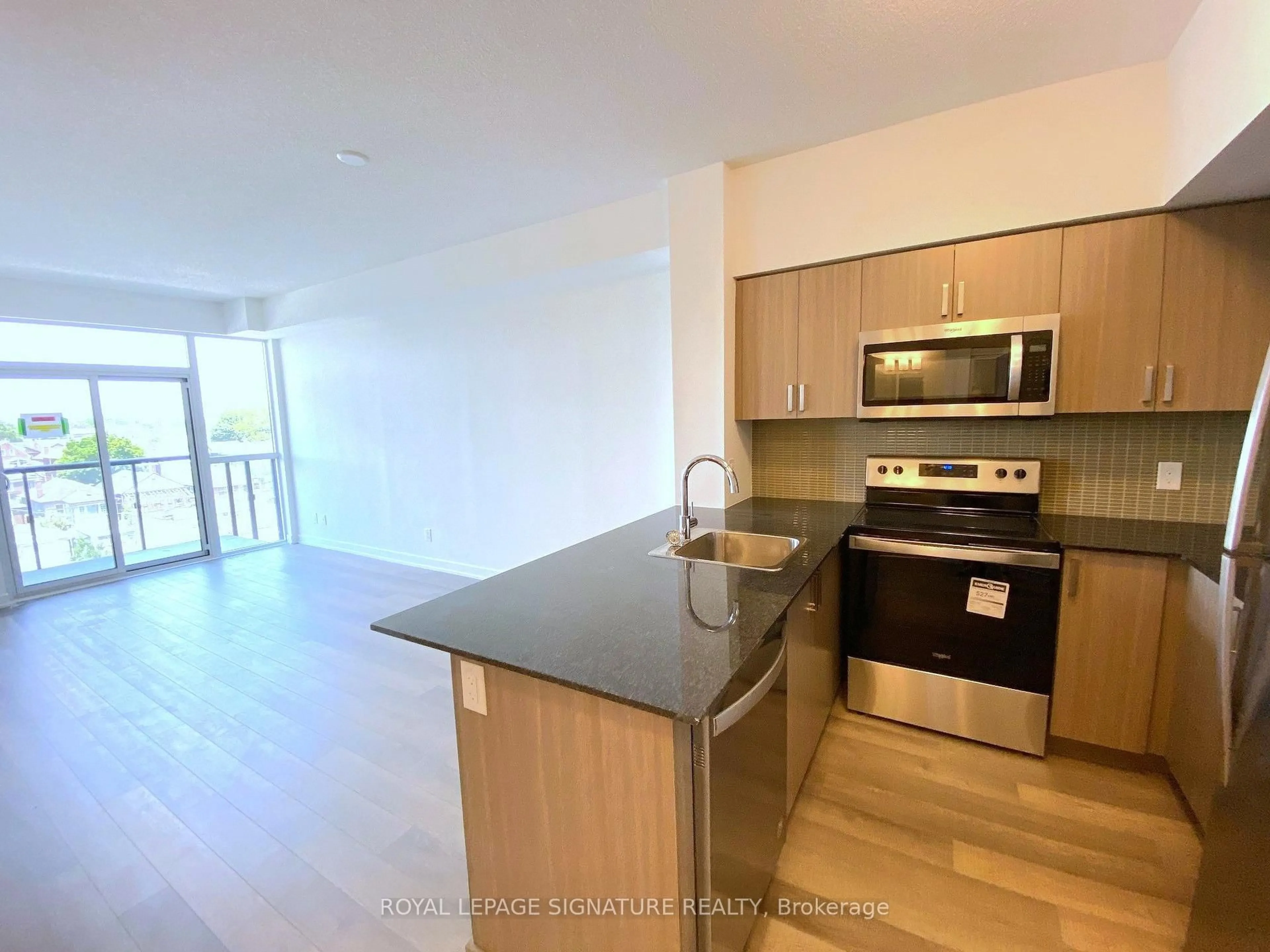 Standard kitchen, unknown for 1603 Eglinton Ave #413, Toronto Ontario M6E 0A1
