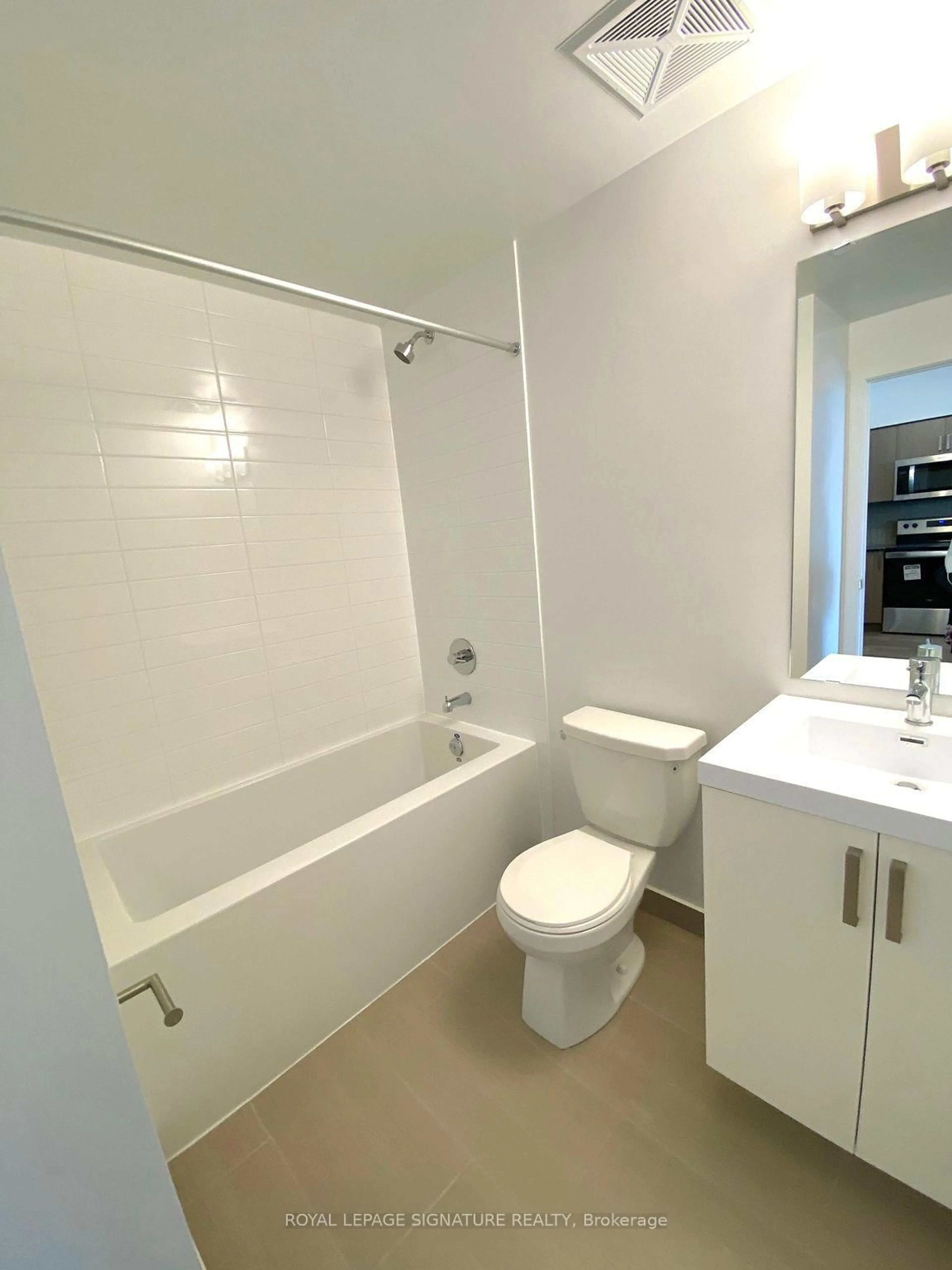 Standard bathroom, unknown for 1603 Eglinton Ave #413, Toronto Ontario M6E 0A1