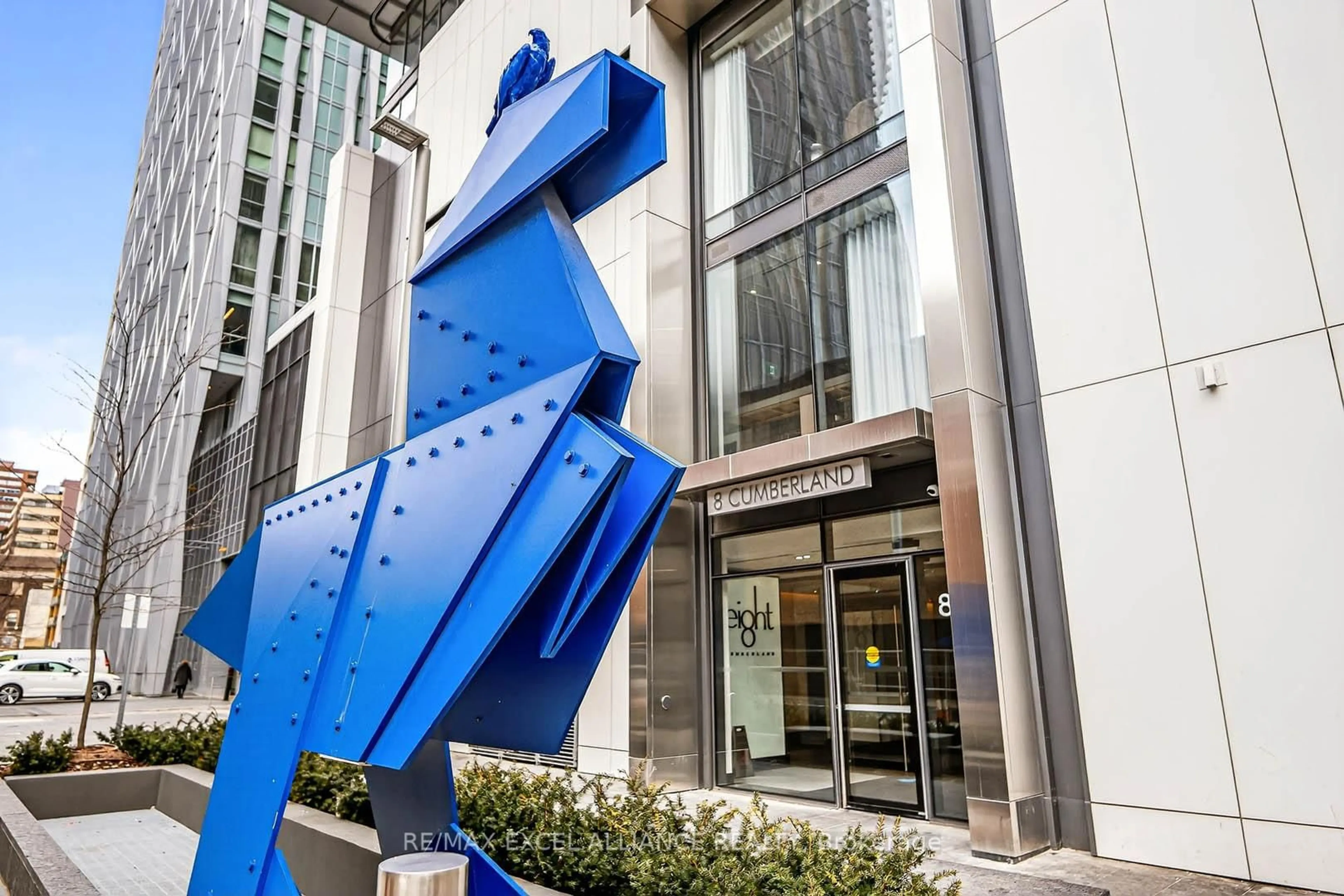 Unknown for 8 Cumberland St #2802, Toronto Ontario M4W 0B6