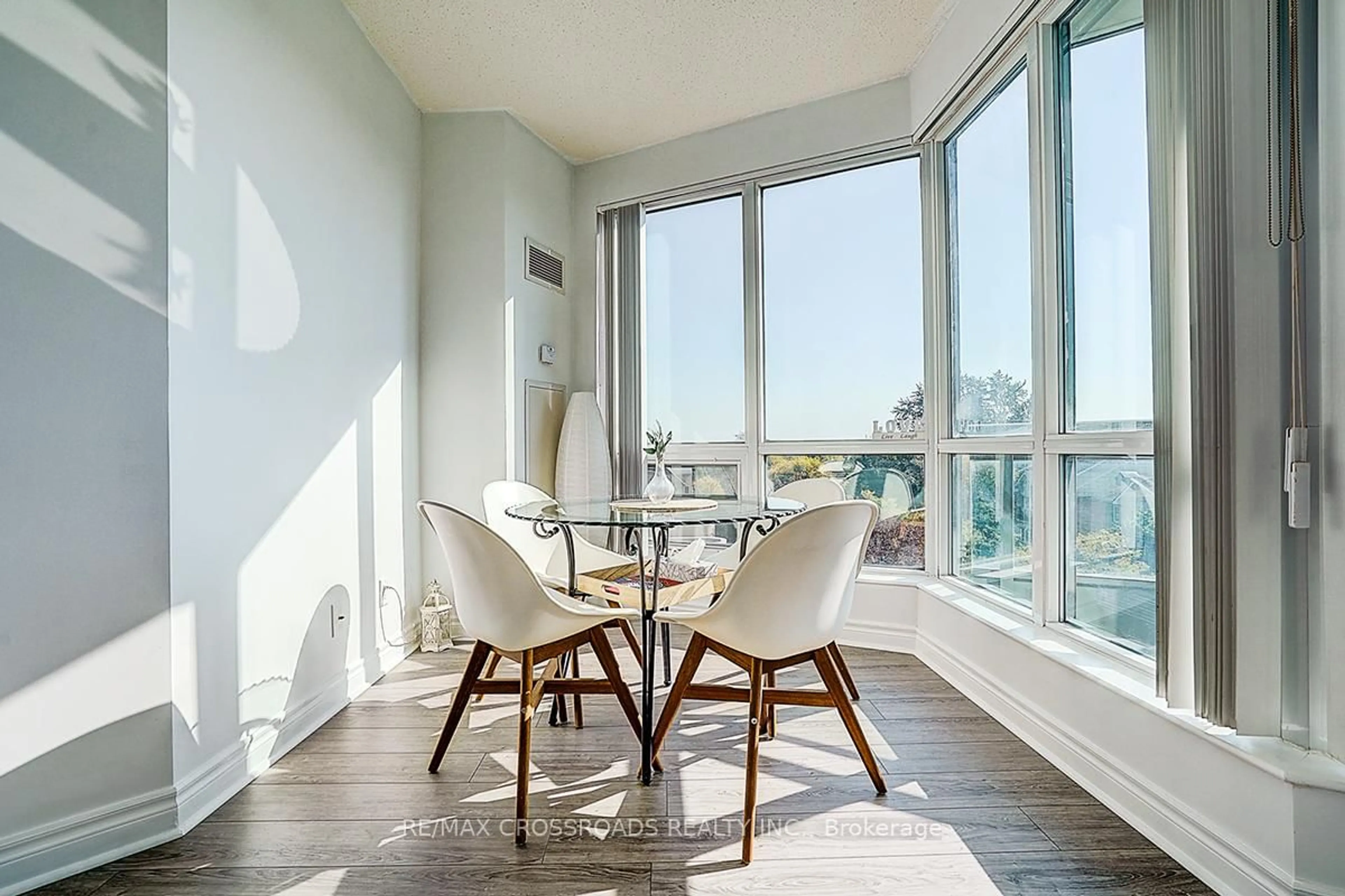 Dining room, wood/laminate floor for 60 Byng Ave #510, Toronto Ontario M2N 4K3