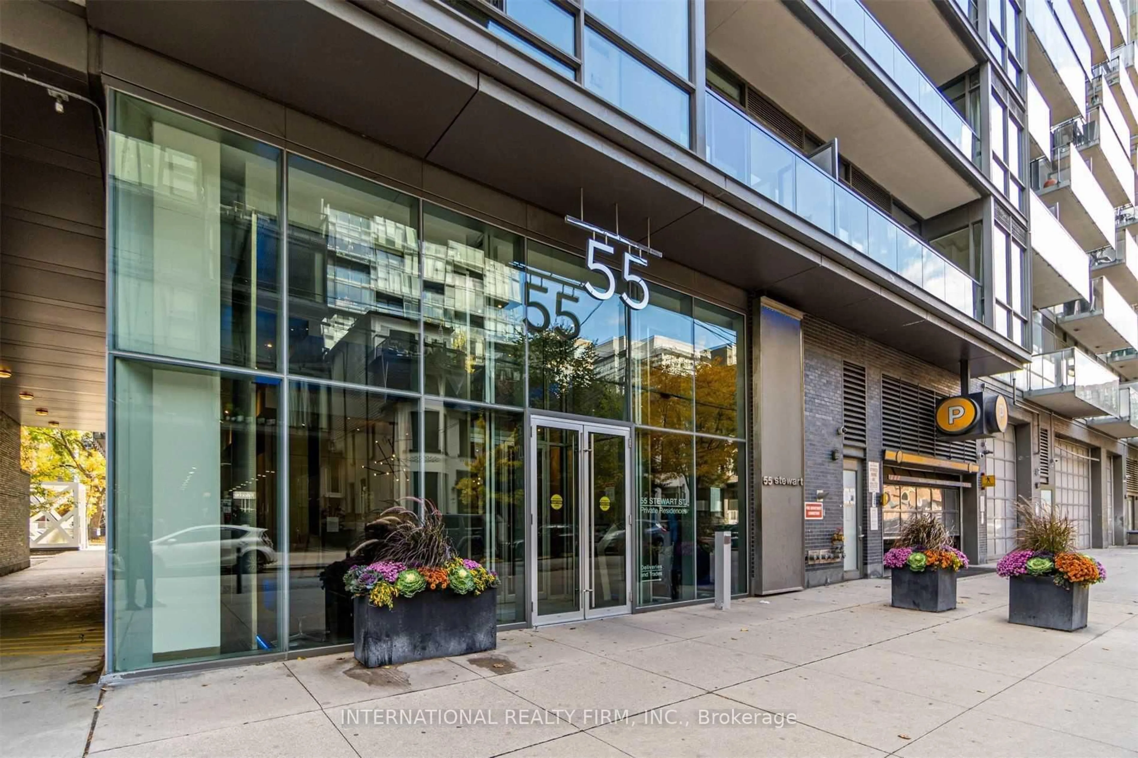 Unknown for 55 Stewart St #402, Toronto Ontario M5V 2V1