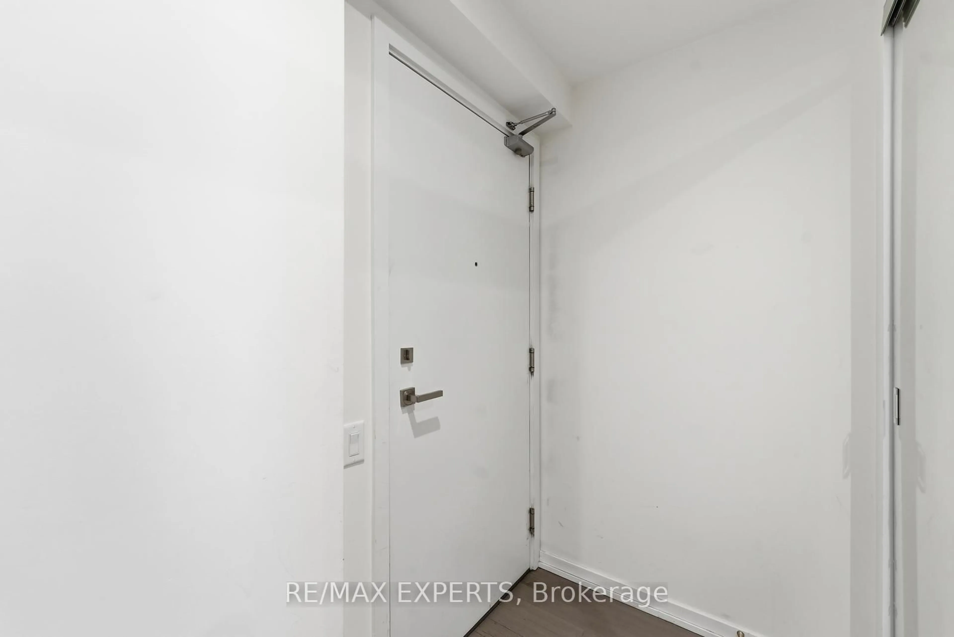 Unknown for 101 Peter St #3606, Toronto Ontario M5V 0G6