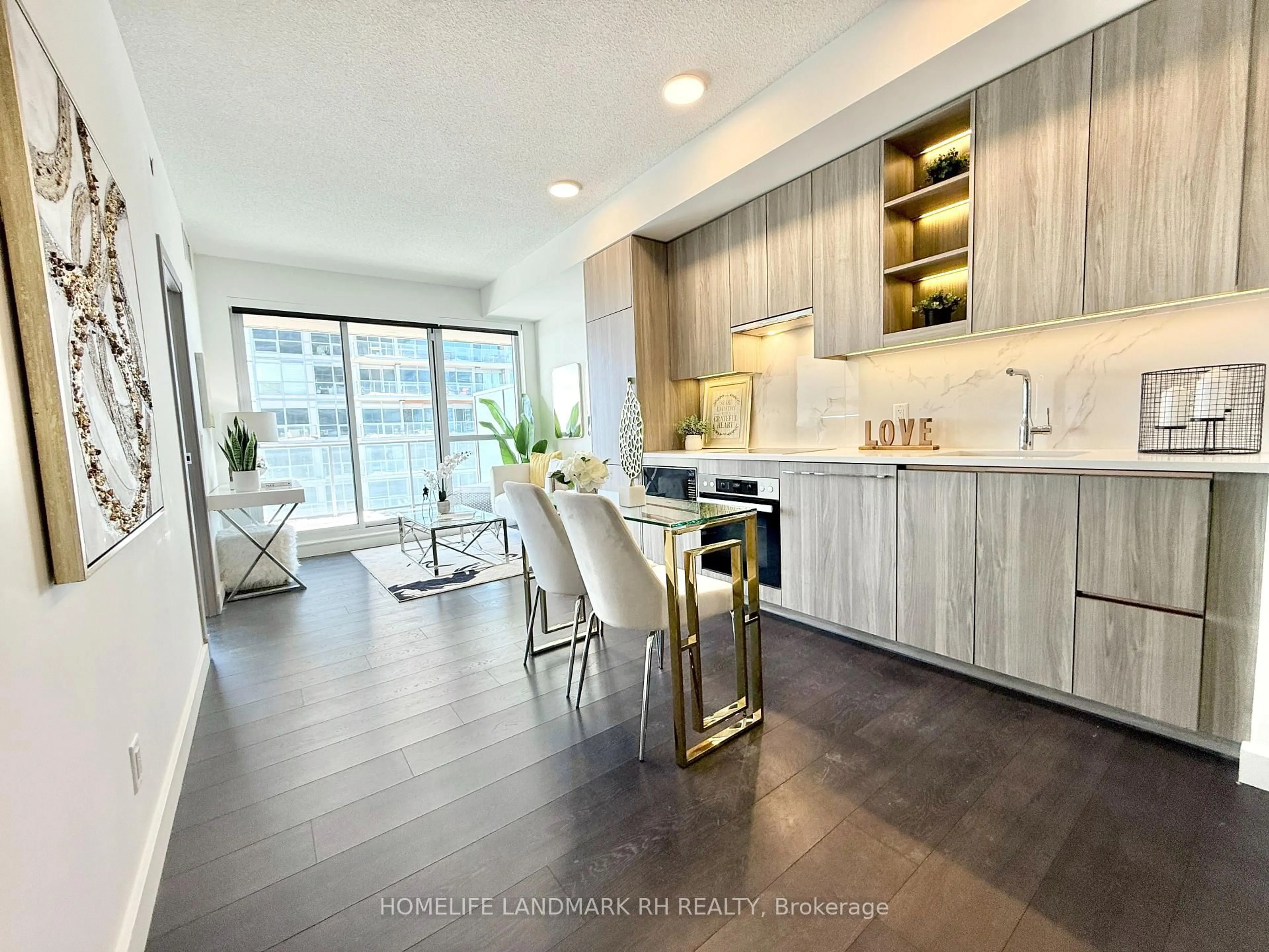 Open concept kitchen, unknown for 27 McMahon Dr #1507, Toronto Ontario M2K 0J2