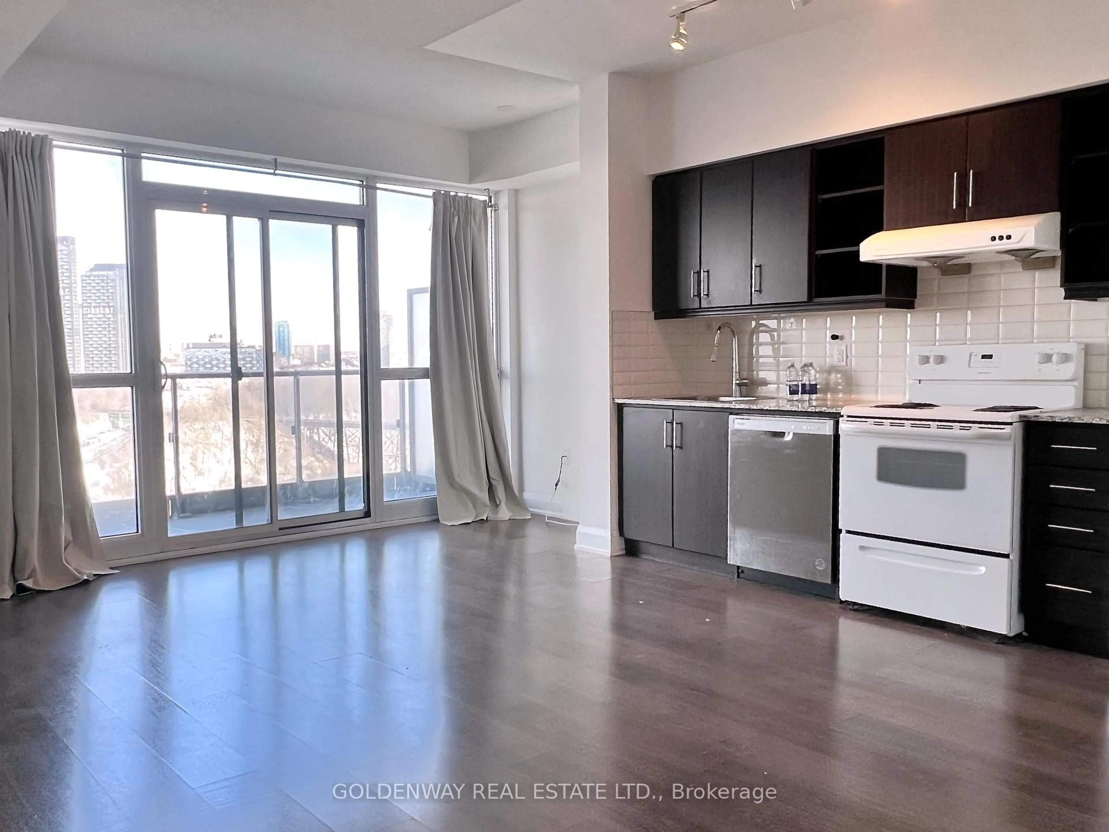 Open concept kitchen, unknown for 160 Vanderhoof Ave #918, Toronto Ontario M4G 0B7