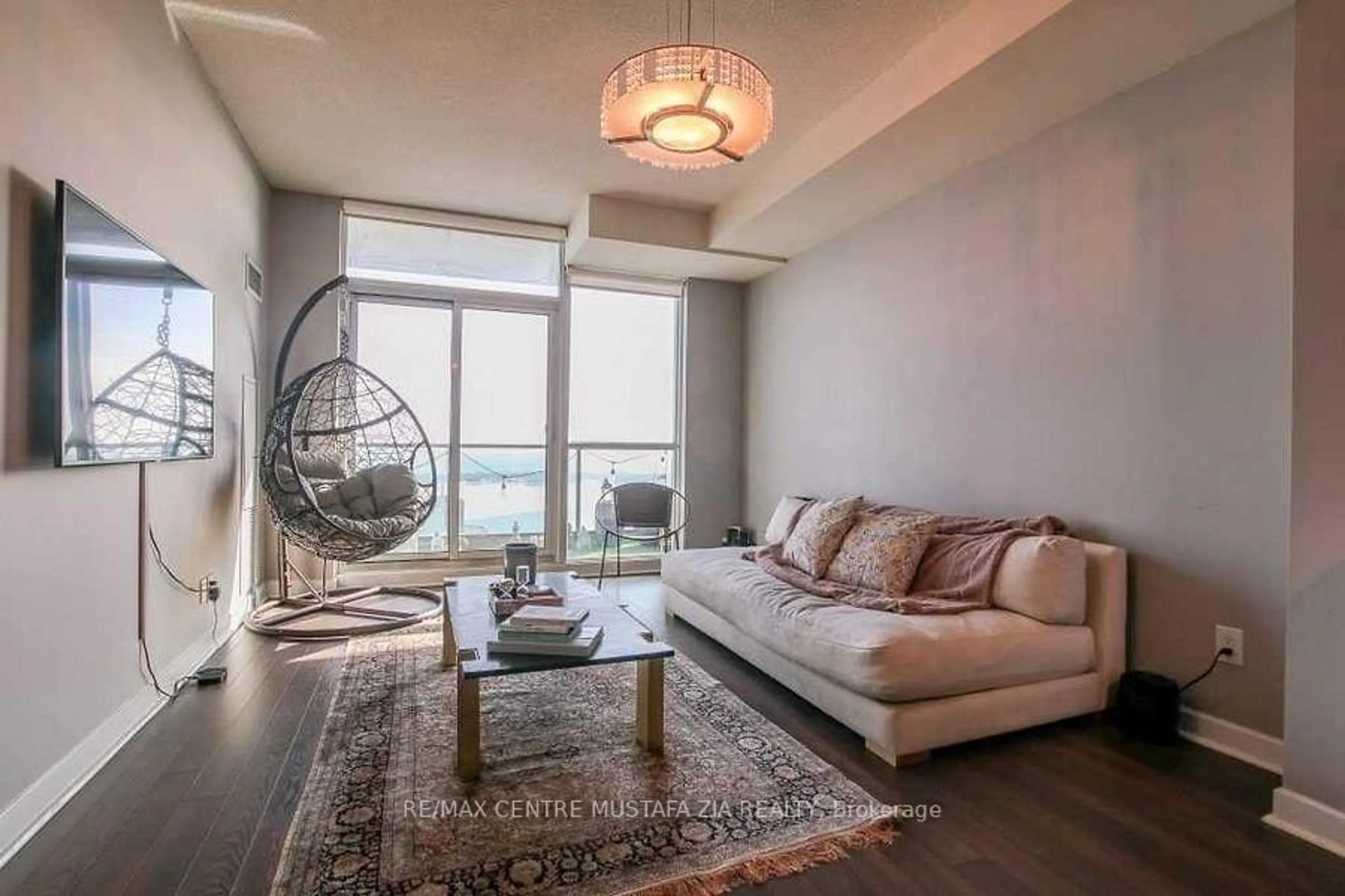 Living room with furniture, unknown for 33 Bay St #4110, Toronto Ontario M5J 2Z3