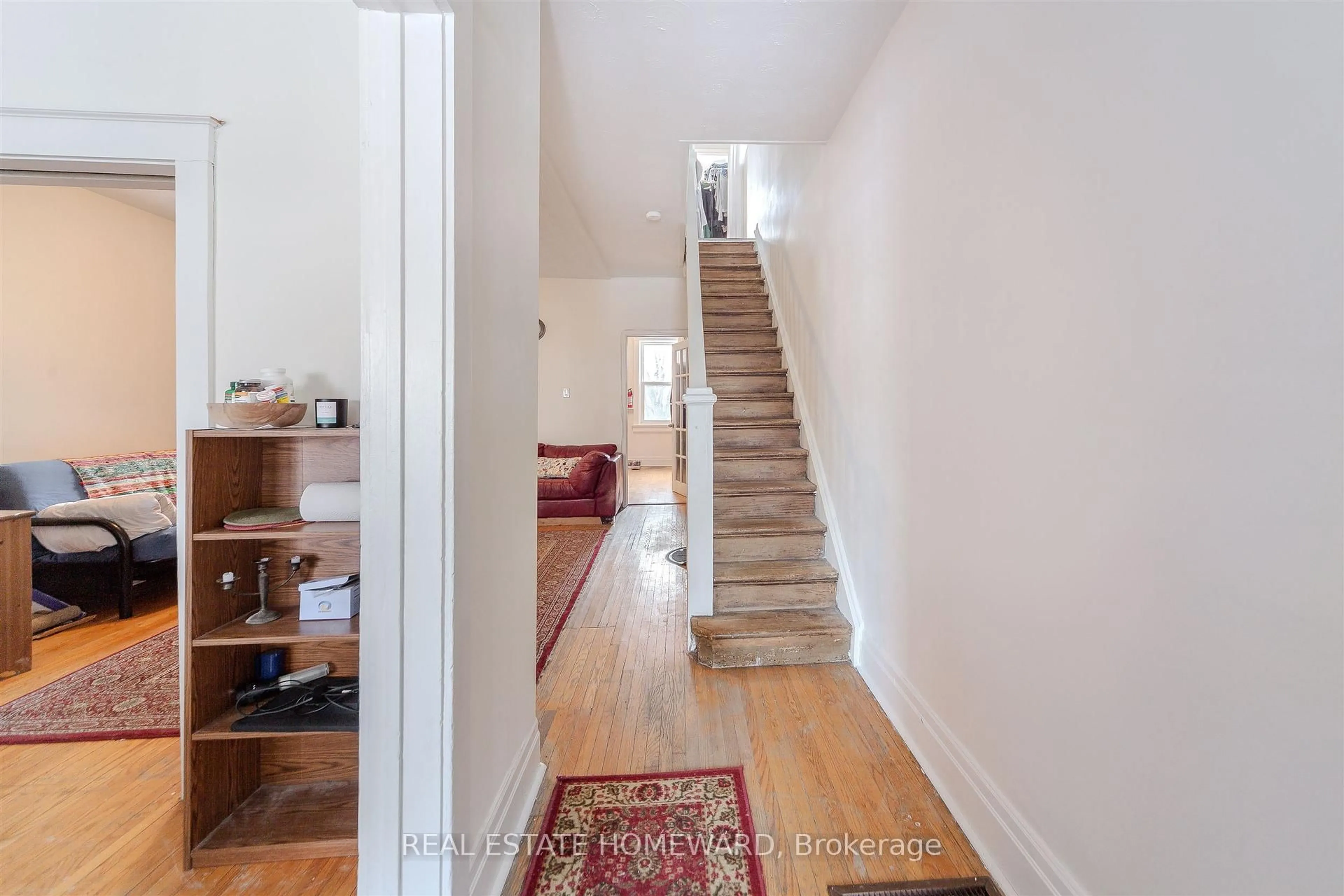 Unknown for 44 Somerset Ave, Toronto Ontario M6H 2R4