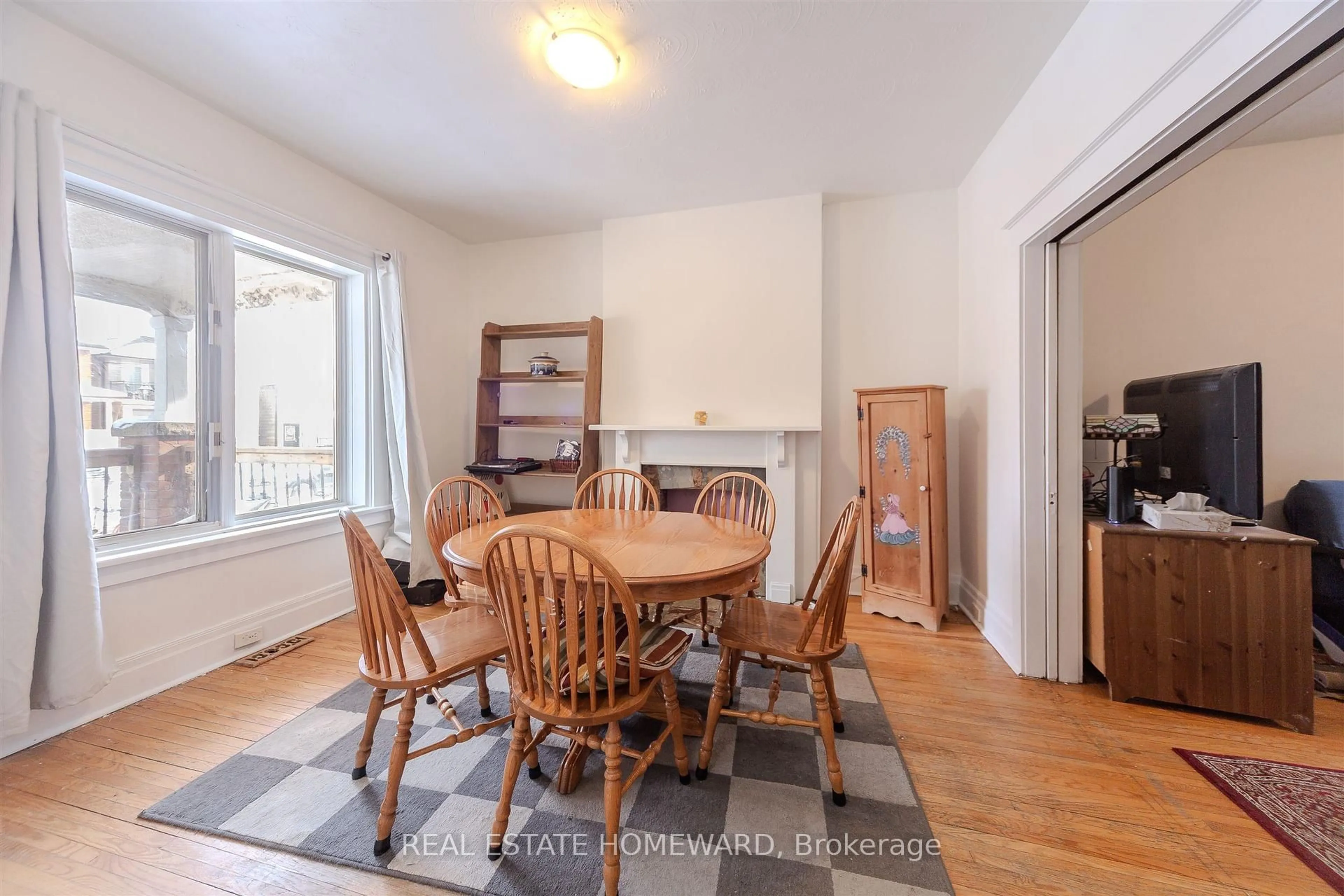 Dining room, unknown for 44 Somerset Ave, Toronto Ontario M6H 2R4