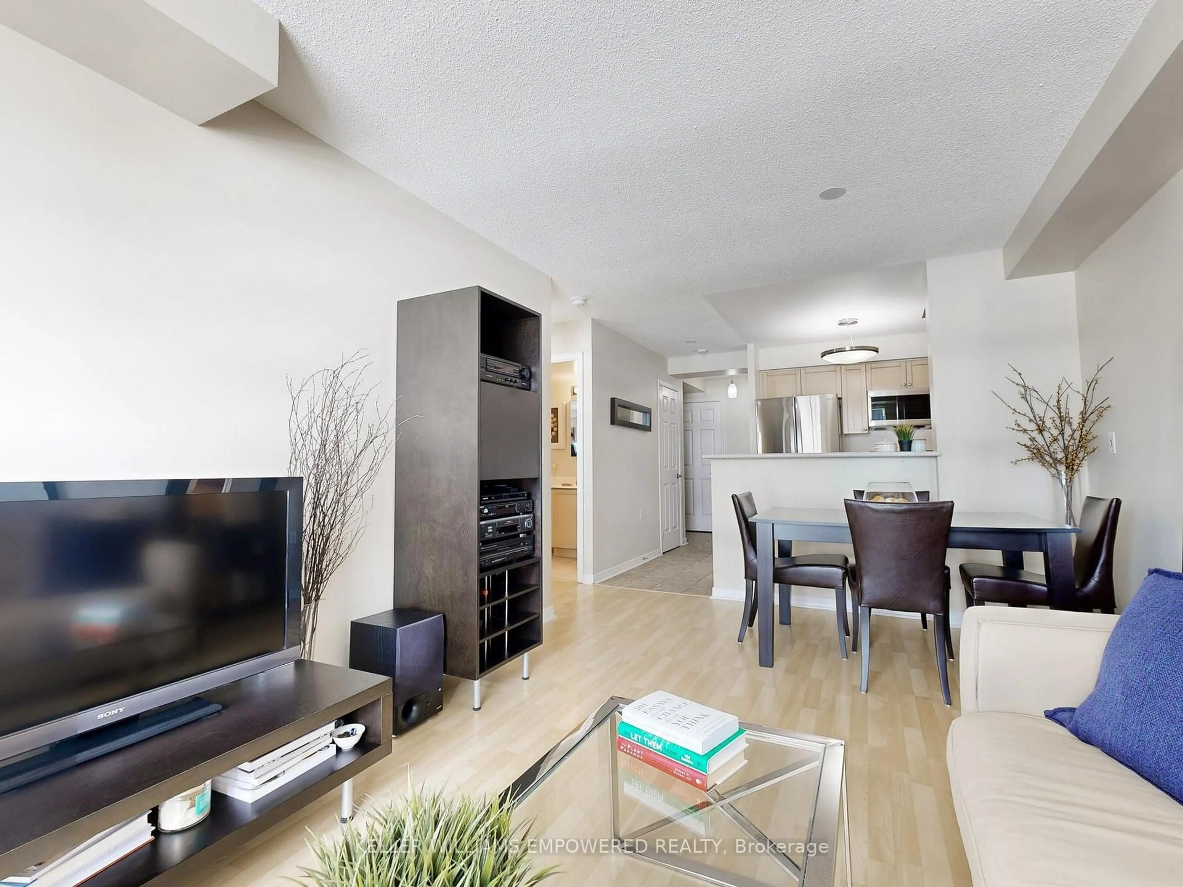 Living room with furniture, unknown for 28 Olive Ave #LPH01, Toronto Ontario M2N 7E6