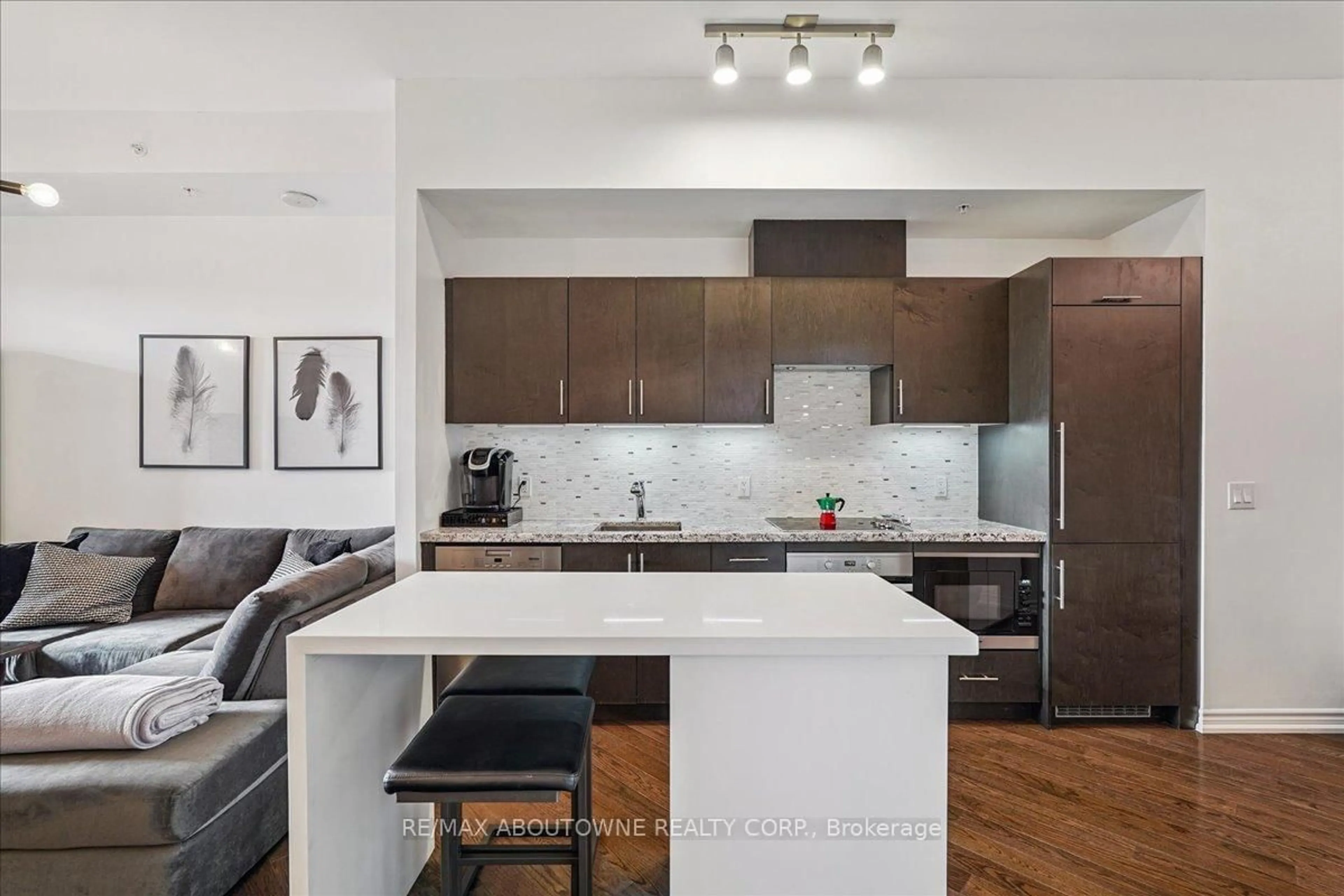 Open concept kitchen, unknown for 23 Glebe Rd #701, Toronto Ontario M5P 0A1