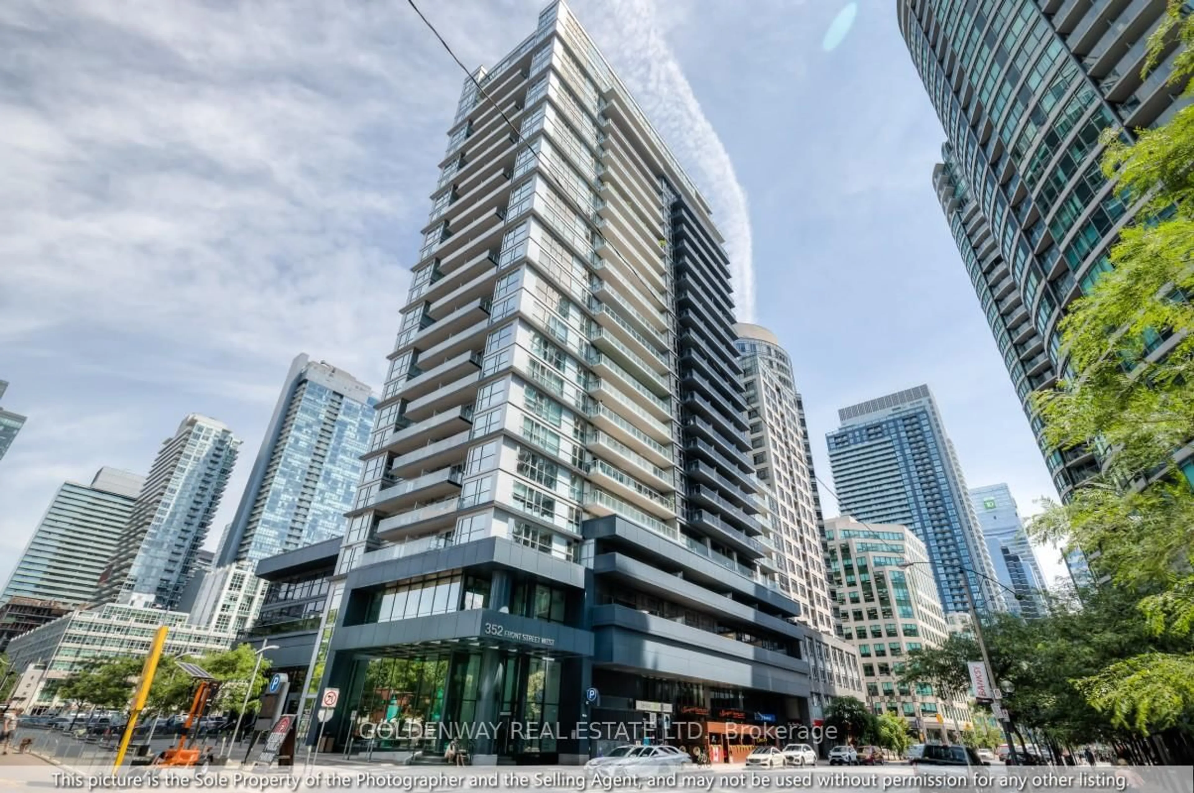 Unknown for 352 Front St #2009, Toronto Ontario M5V 0K3